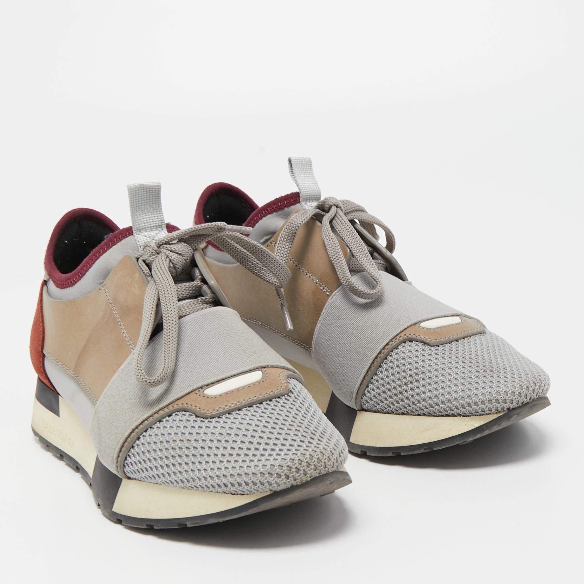 Balenciaga Grey/Brown Mesh and Suede Race Runner Sneakers Size 36 In Good Condition For Sale In Dubai, Al Qouz 2