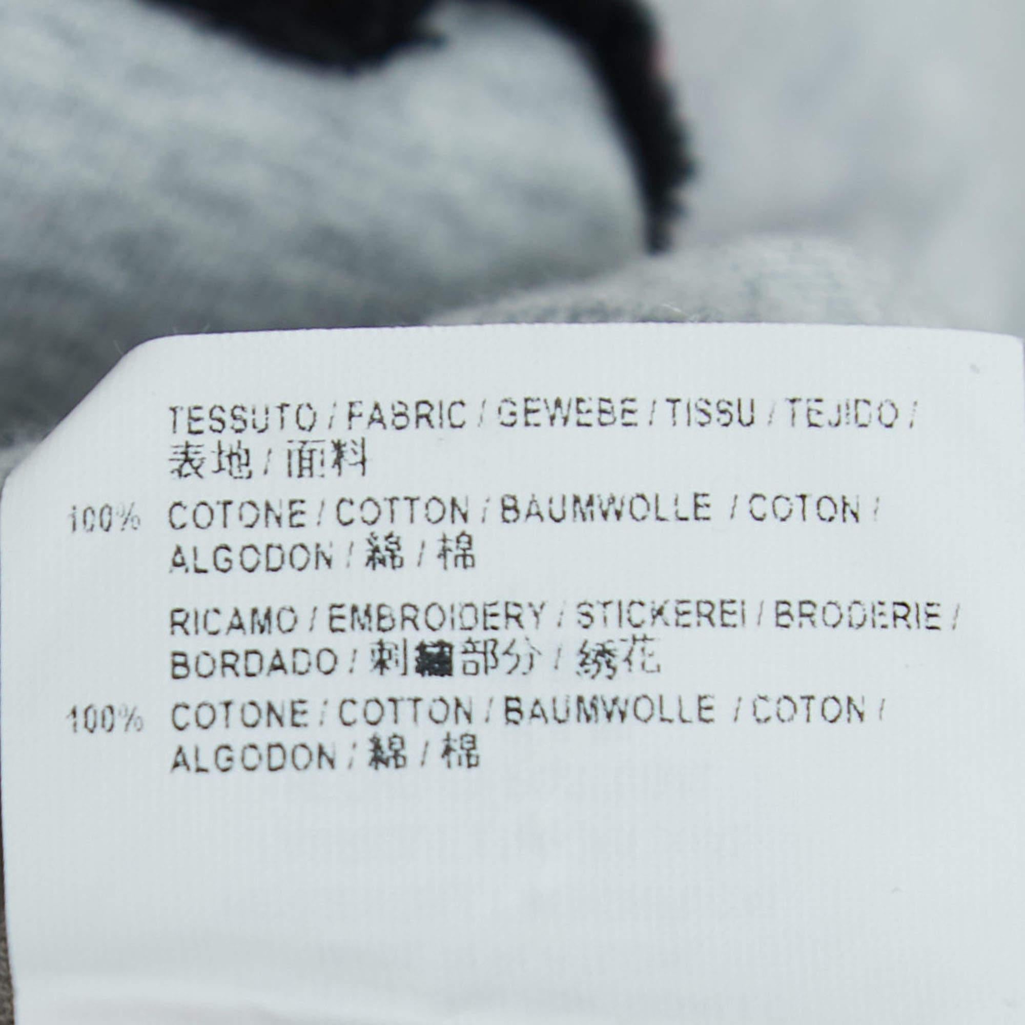 Balenciaga - T-shirt en coton gris avec logo rapiécé S en vente 1