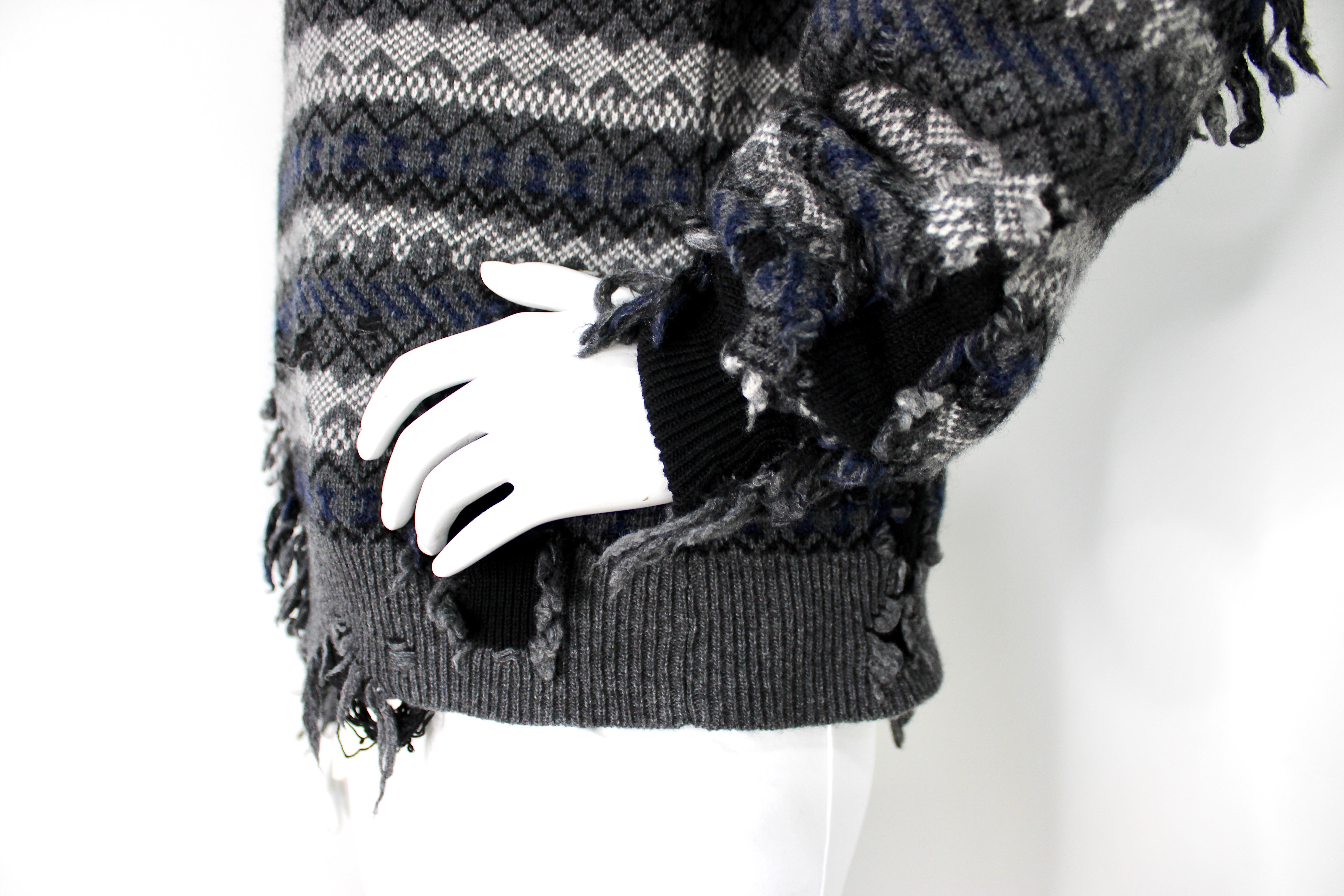 Balenciaga Grey Destroyed Fair Isle Virgin Wool Blend Sweater (Pull en laine vierge) en vente 1