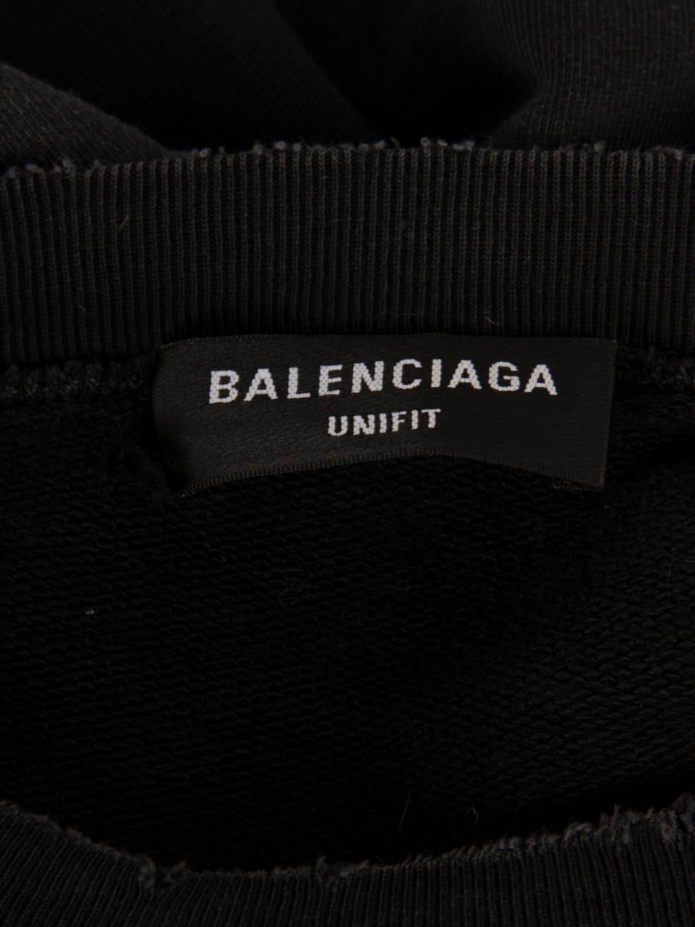 Balenciaga Grey Distressed Logo Sweatshirt Size M Bon état - En vente à London, GB