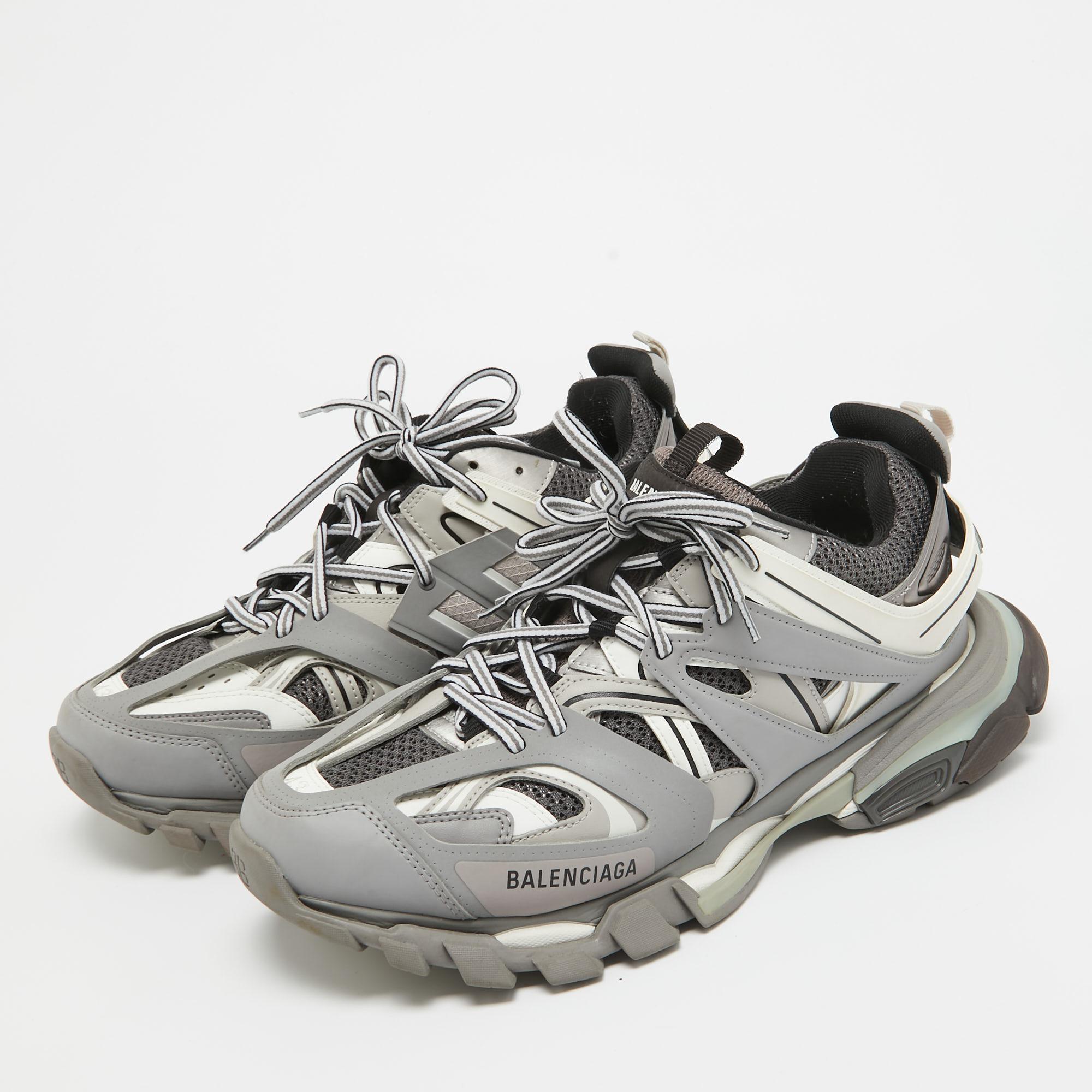 Balenciaga Grey Faux Leather and Mesh Track Sneakers Size 43 For Sale 4