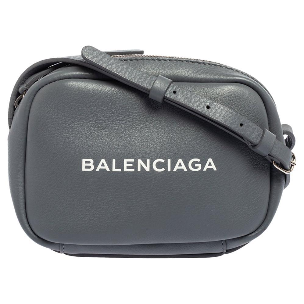 Balenciaga City Giant Studs Bag Leather Medium For Sale at 1stDibs