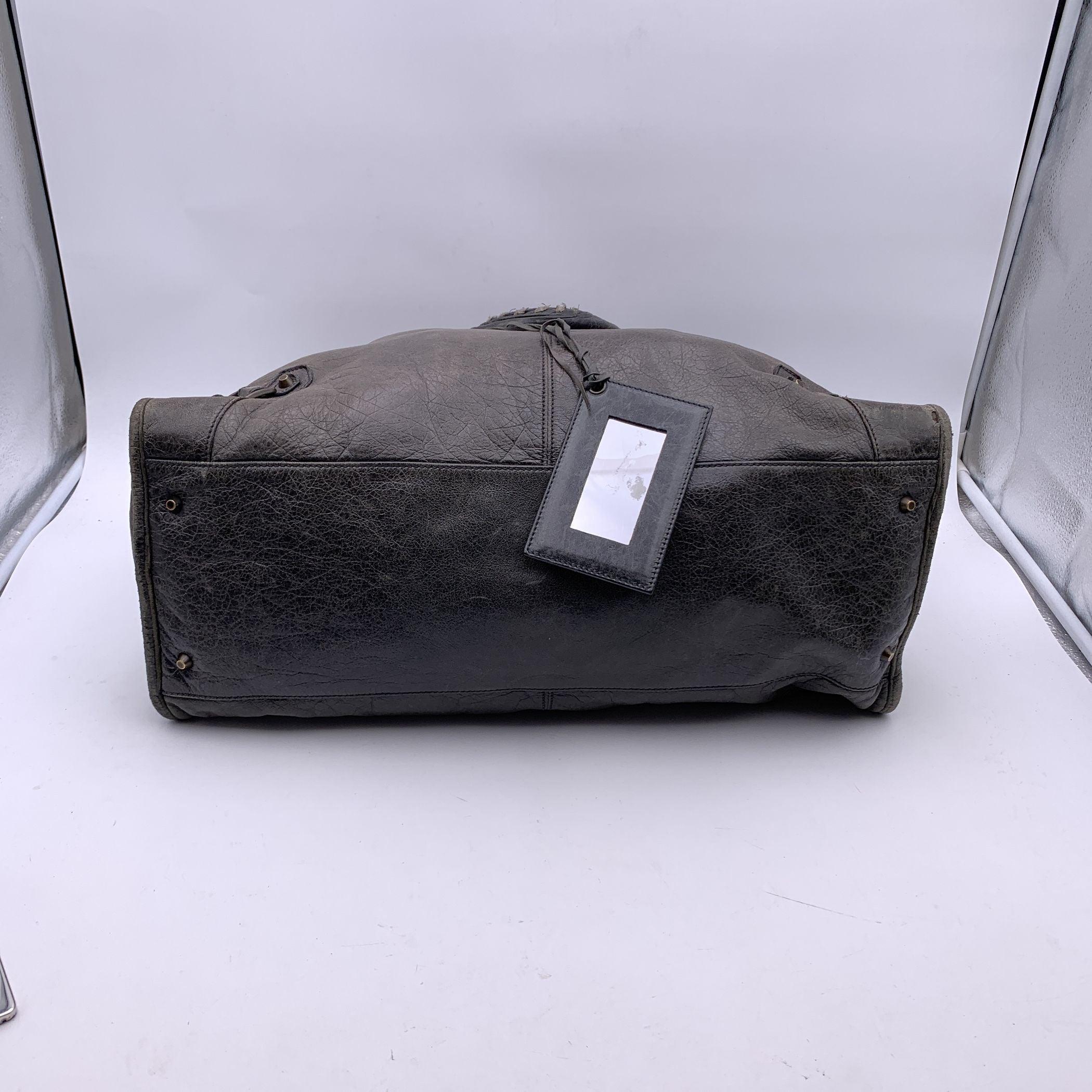 Sac de voyage Balenciaga Giant Classic City Bag XL en cuir gris 2