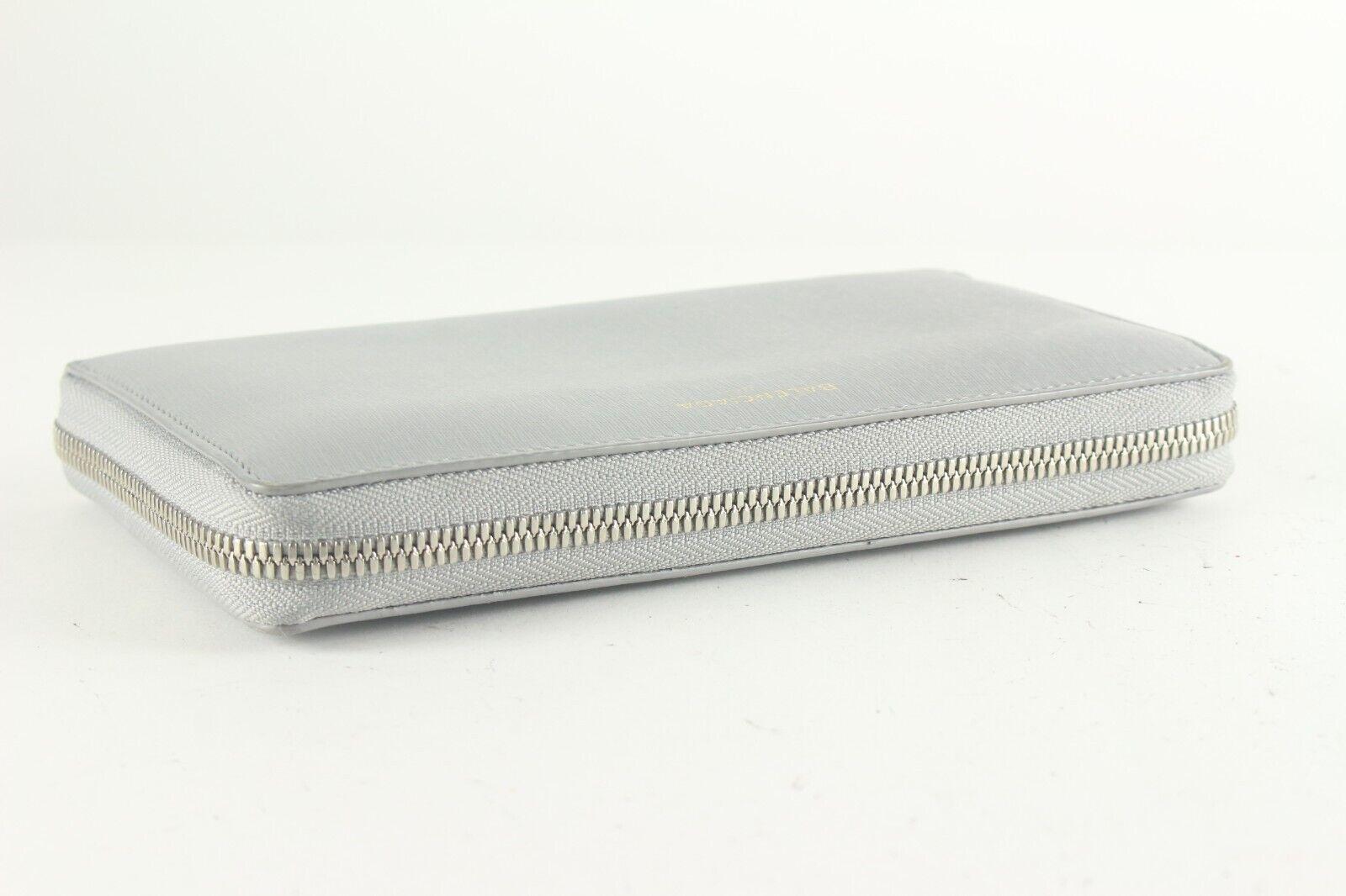 BALENCIAGA Grey Leather Zip Around Wallet 1BAL726K In Good Condition For Sale In Dix hills, NY