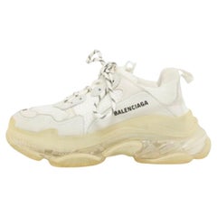 Balenciaga - Maglia grigia e  Sneakers Triple S in ecopelle taglia 40