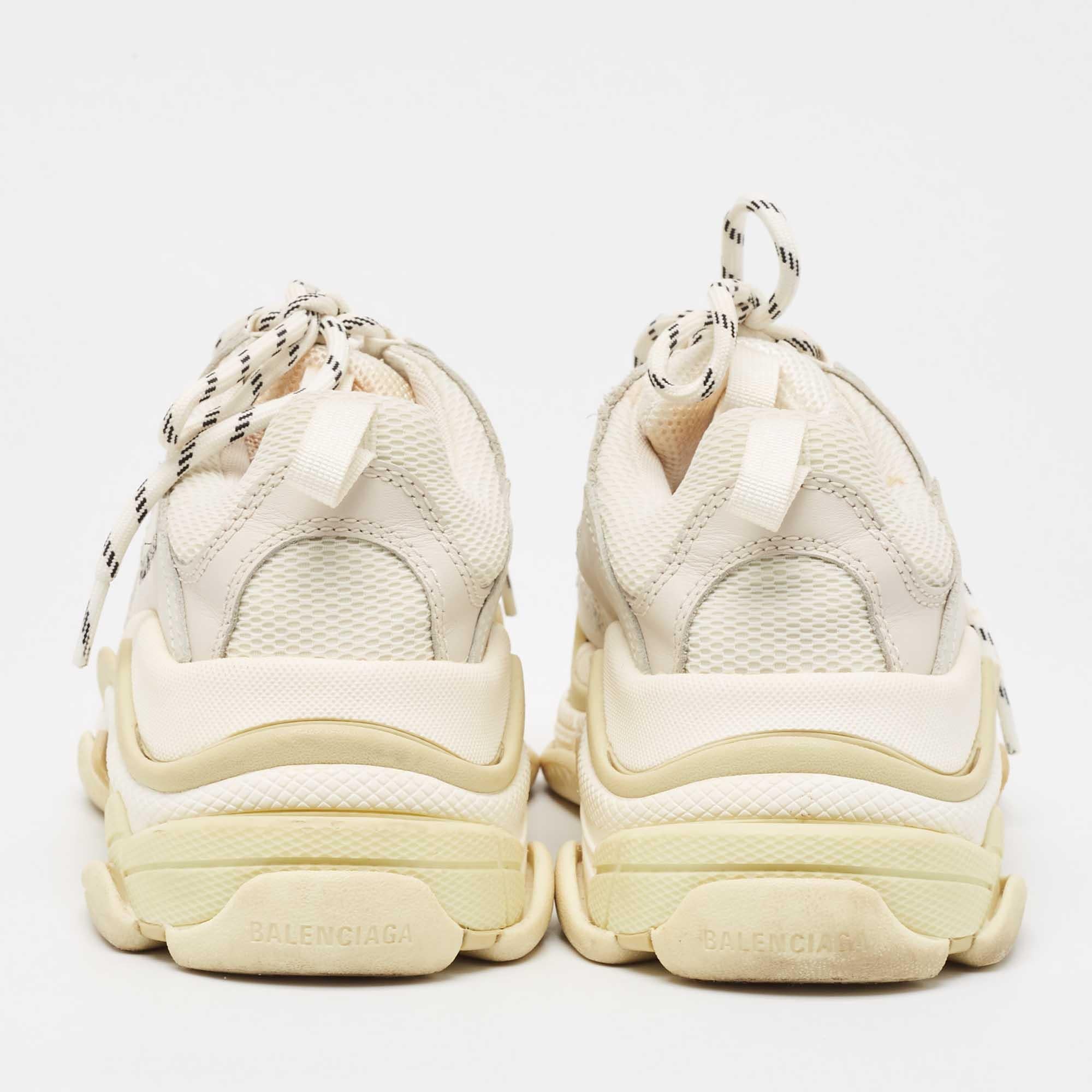Women's Balenciaga Grey Nubuck and Mesh Triple S Sneakers Size 37 For Sale