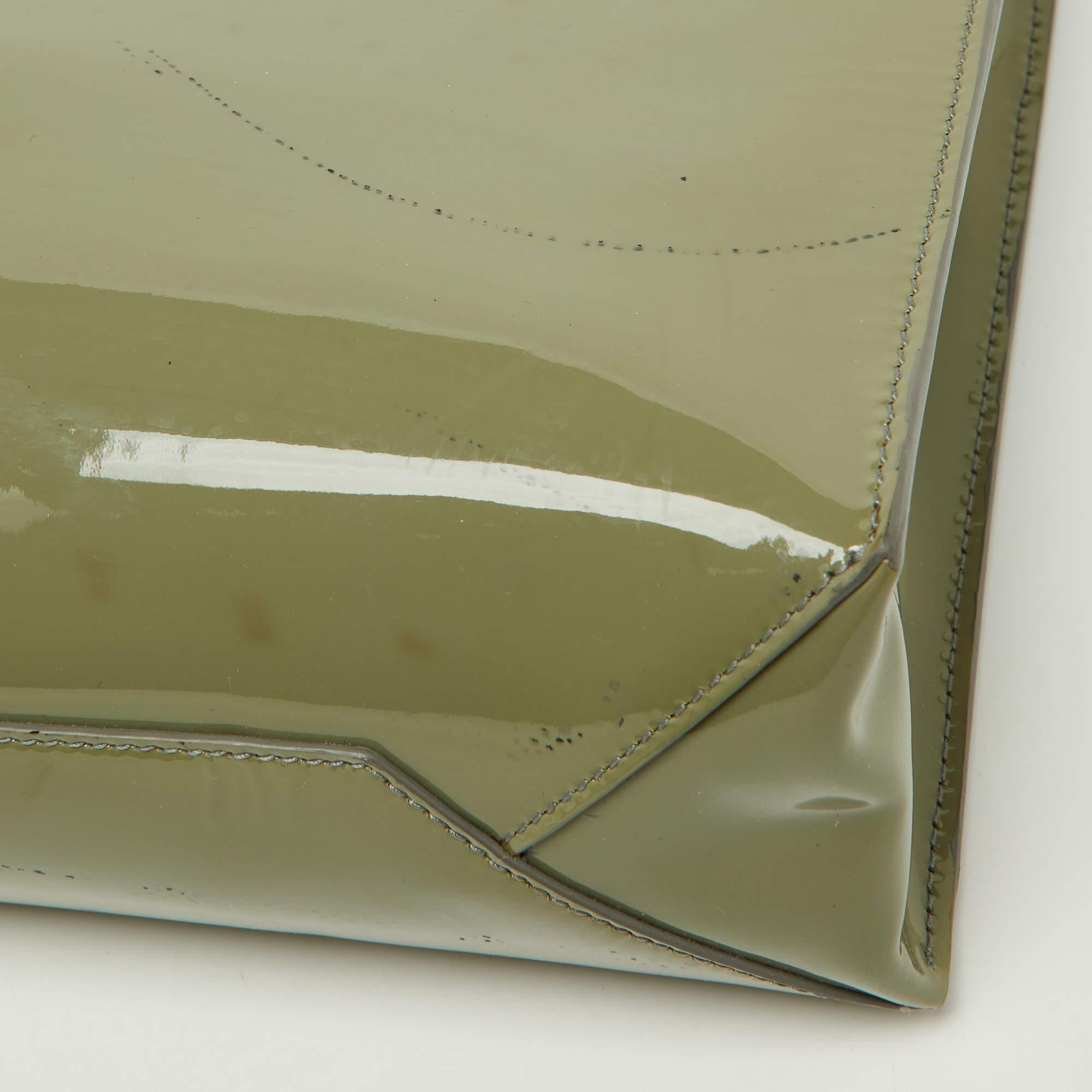 Balenciaga - Tote piccola in pelle verniciata grigia con cavo - è un'ottima scelta. in vendita 3