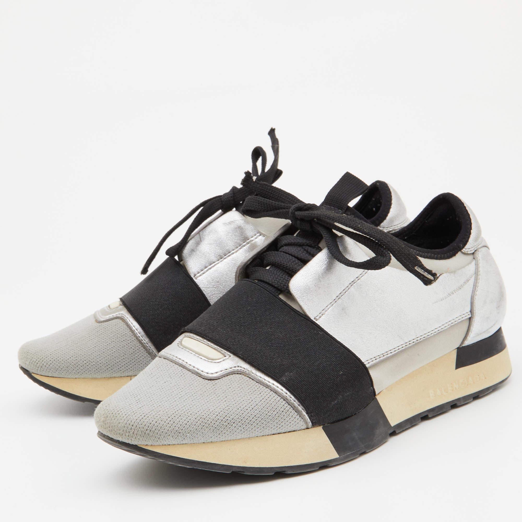 Con una silhouette di classe, queste sneakers firmate sono una combinazione perfetta di lusso, comfort e stile. Queste sneakers sono progettate con dettagli firmati e solette confortevoli.