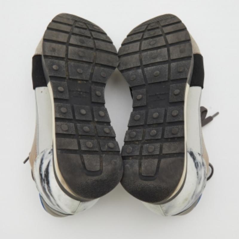 Balenciaga - Scarpe da ginnastica basse in pelle e camoscio grigio Taglia 38 in vendita 2