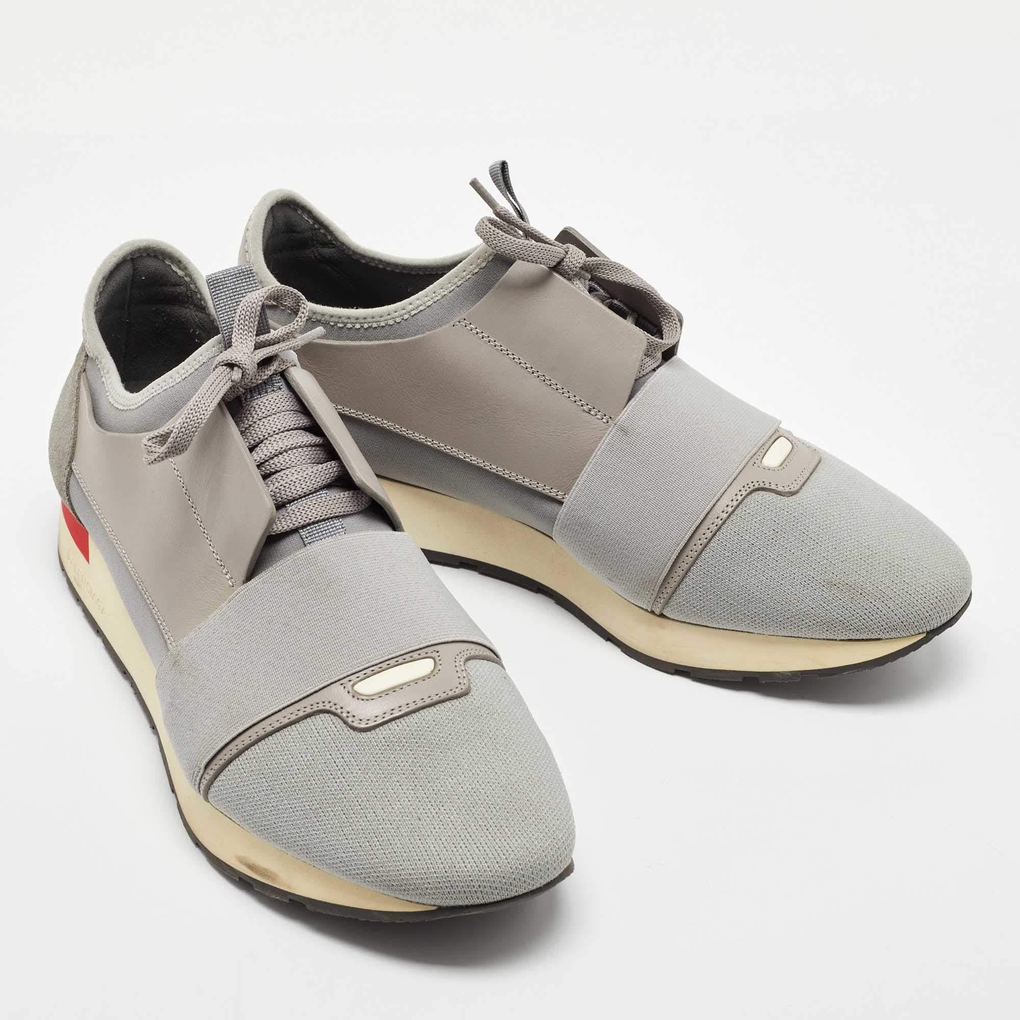Balenciaga Grey Suede and Leather Race Runner Sneakers Size 42 In Good Condition In Dubai, Al Qouz 2