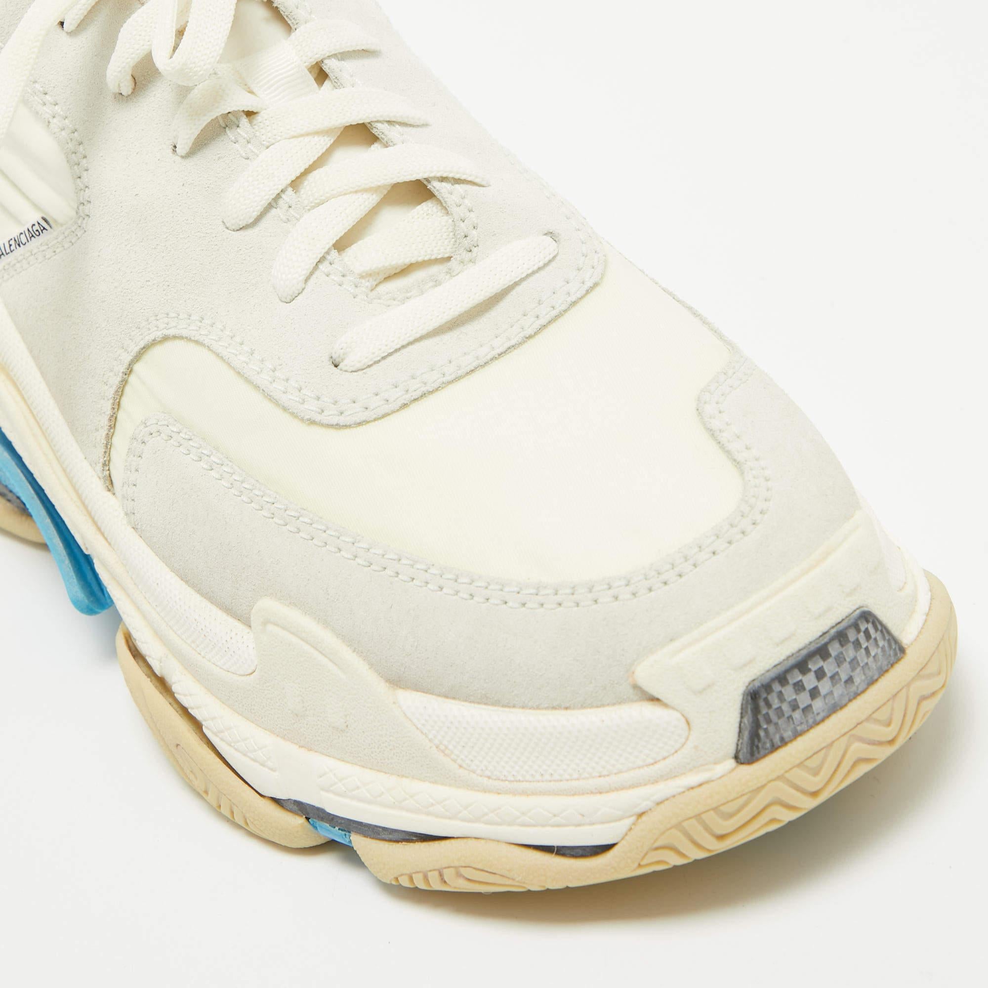 Balenciaga Grey/White Leather and Nylon Triple S Lace Up Sneakers Size 39 3