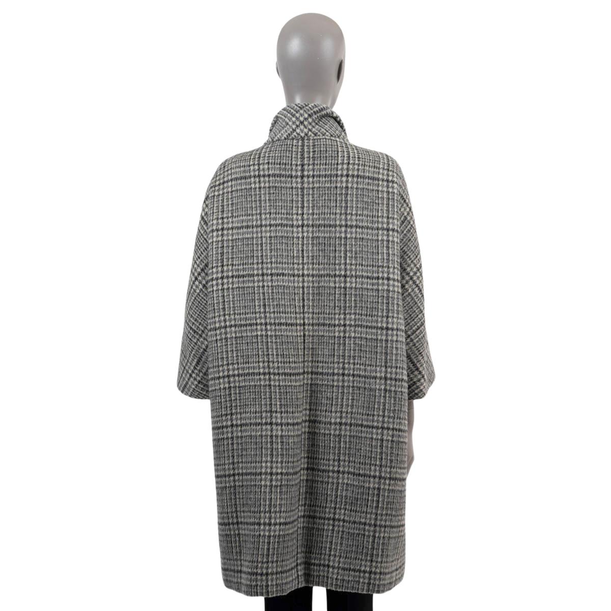 BALENCIAGA grey wool mohair 2017 PLAID Coat Jacket 38 S For Sale 1