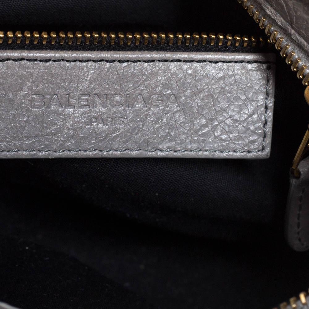 balenciaga inside tag