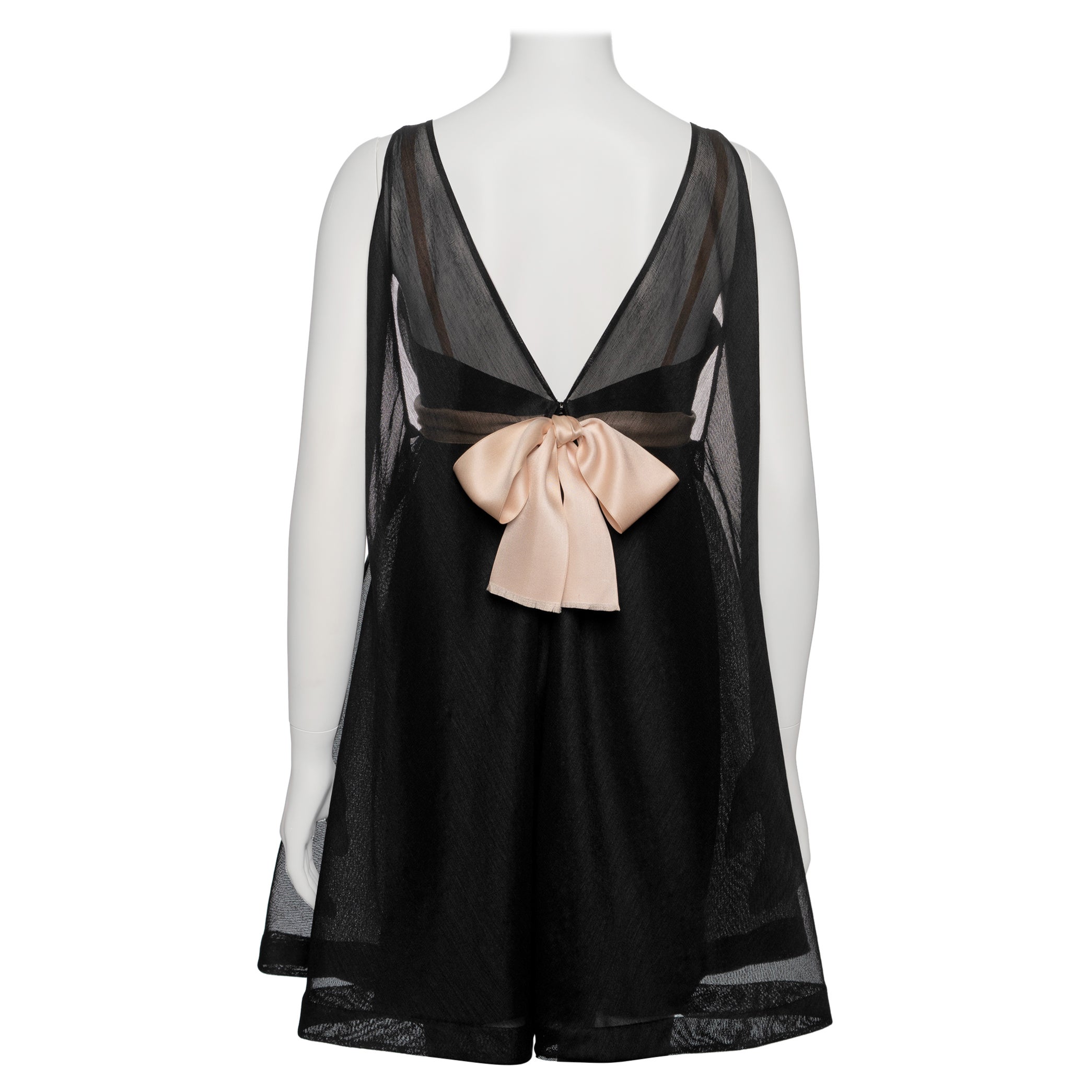 Balenciaga Haute Couture Schwarzes Babydoll-Kleid mit nuderosa Seidenschleife, H/W 1967 im Angebot