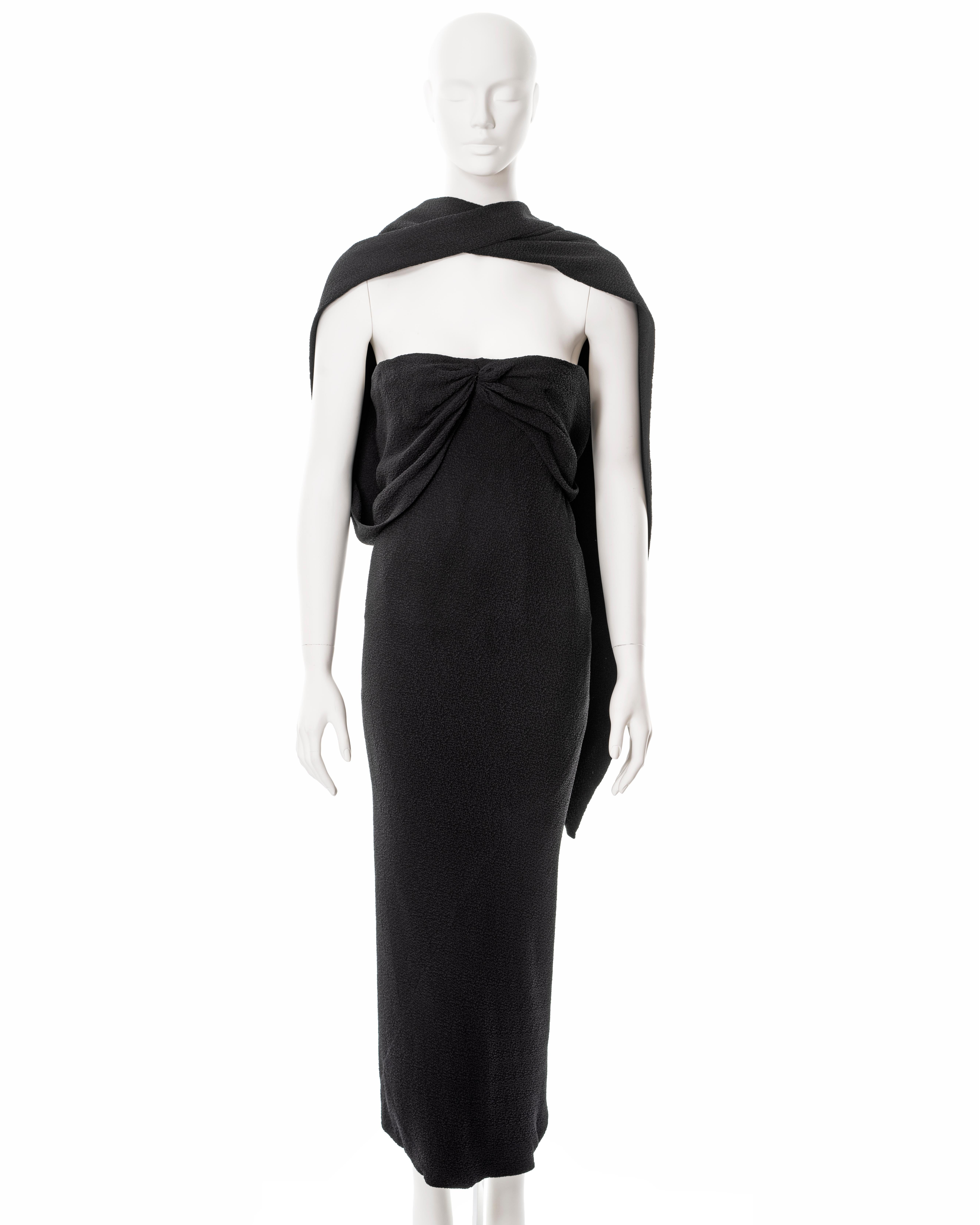 Balenciaga Haute Couture black silk crêpe evening dress with train, fw 1960 For Sale 7