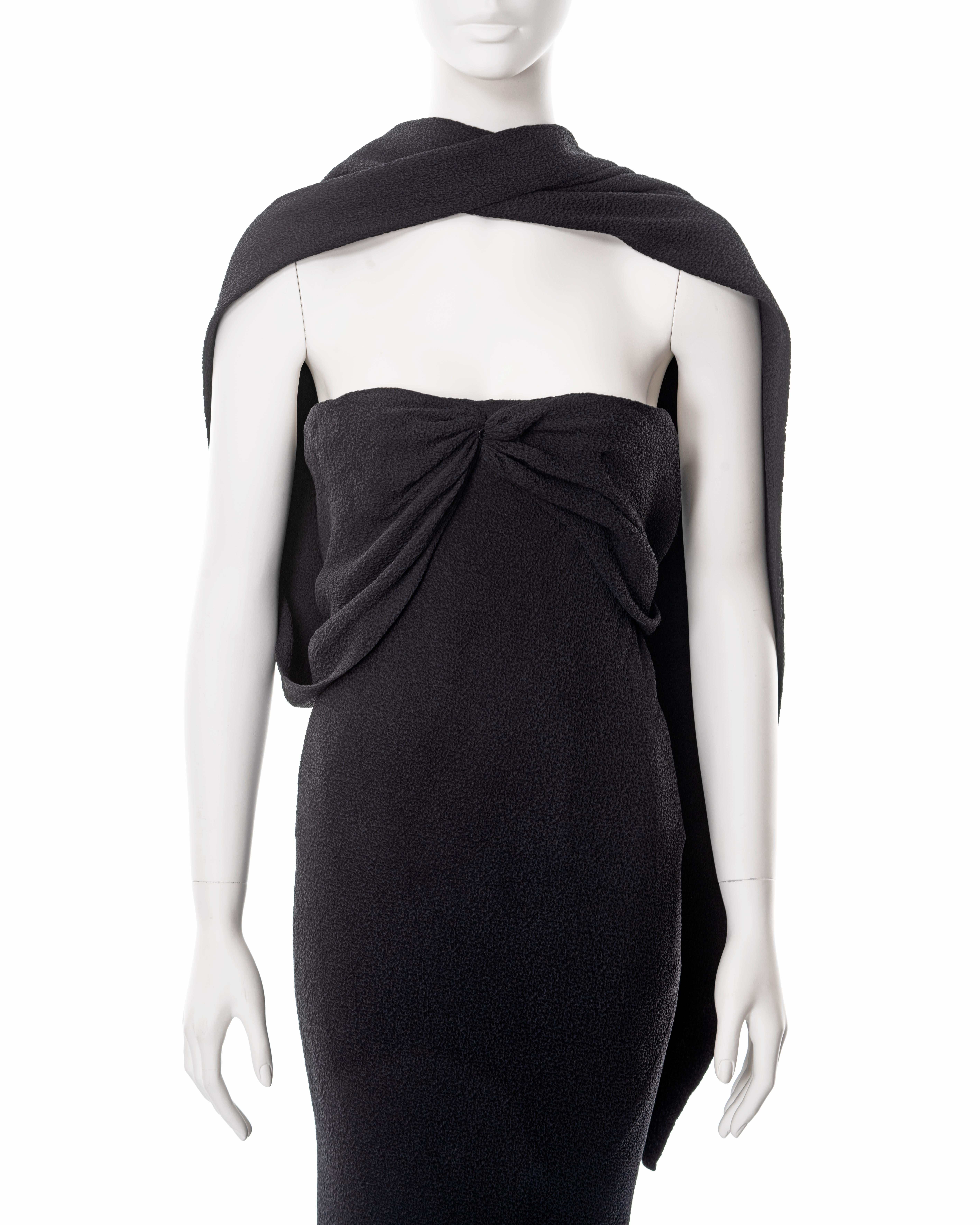 Balenciaga Haute Couture black silk crêpe evening dress with train, fw 1960 For Sale 8