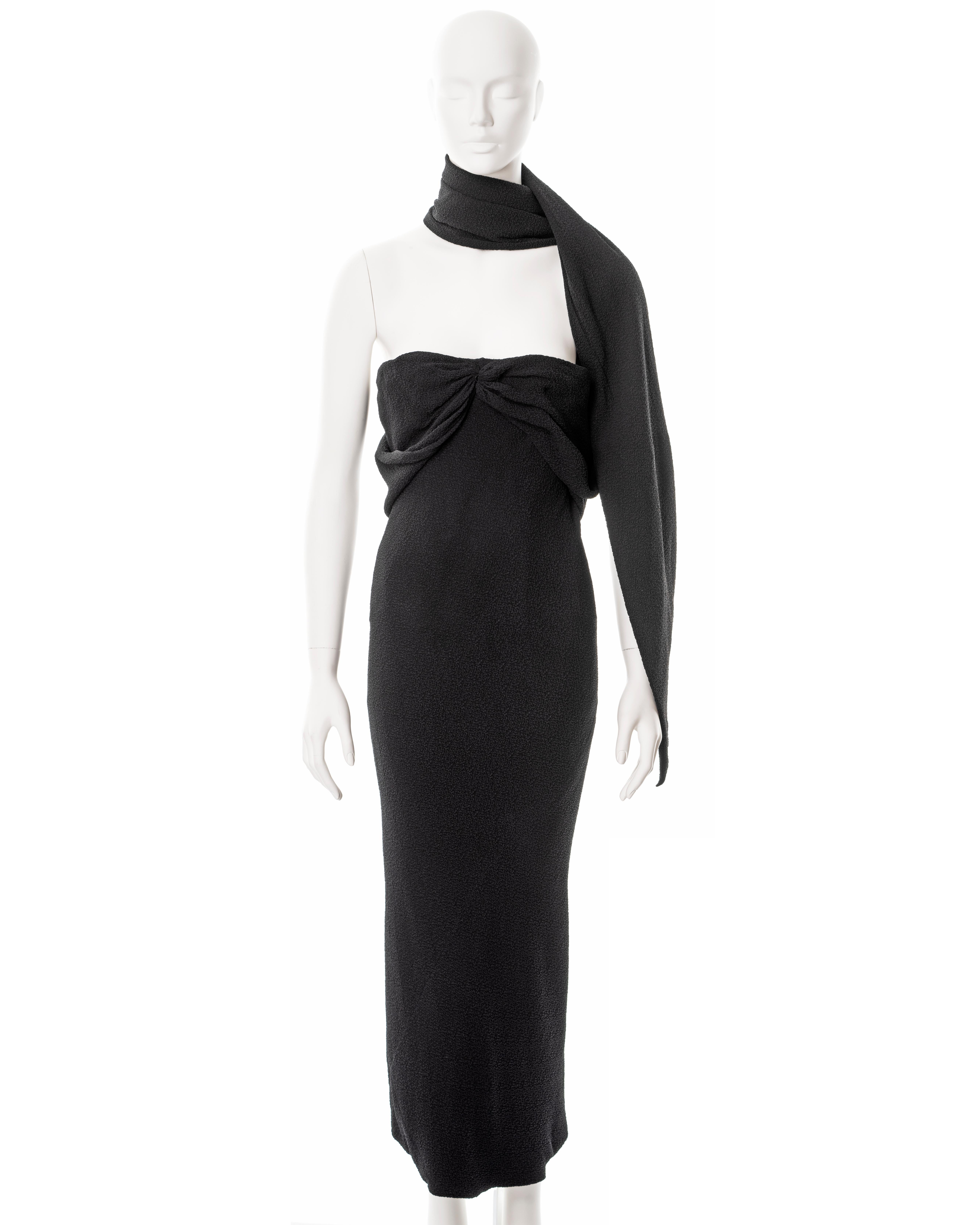 Balenciaga Haute Couture black silk crêpe evening dress with train, fw 1960 For Sale 12
