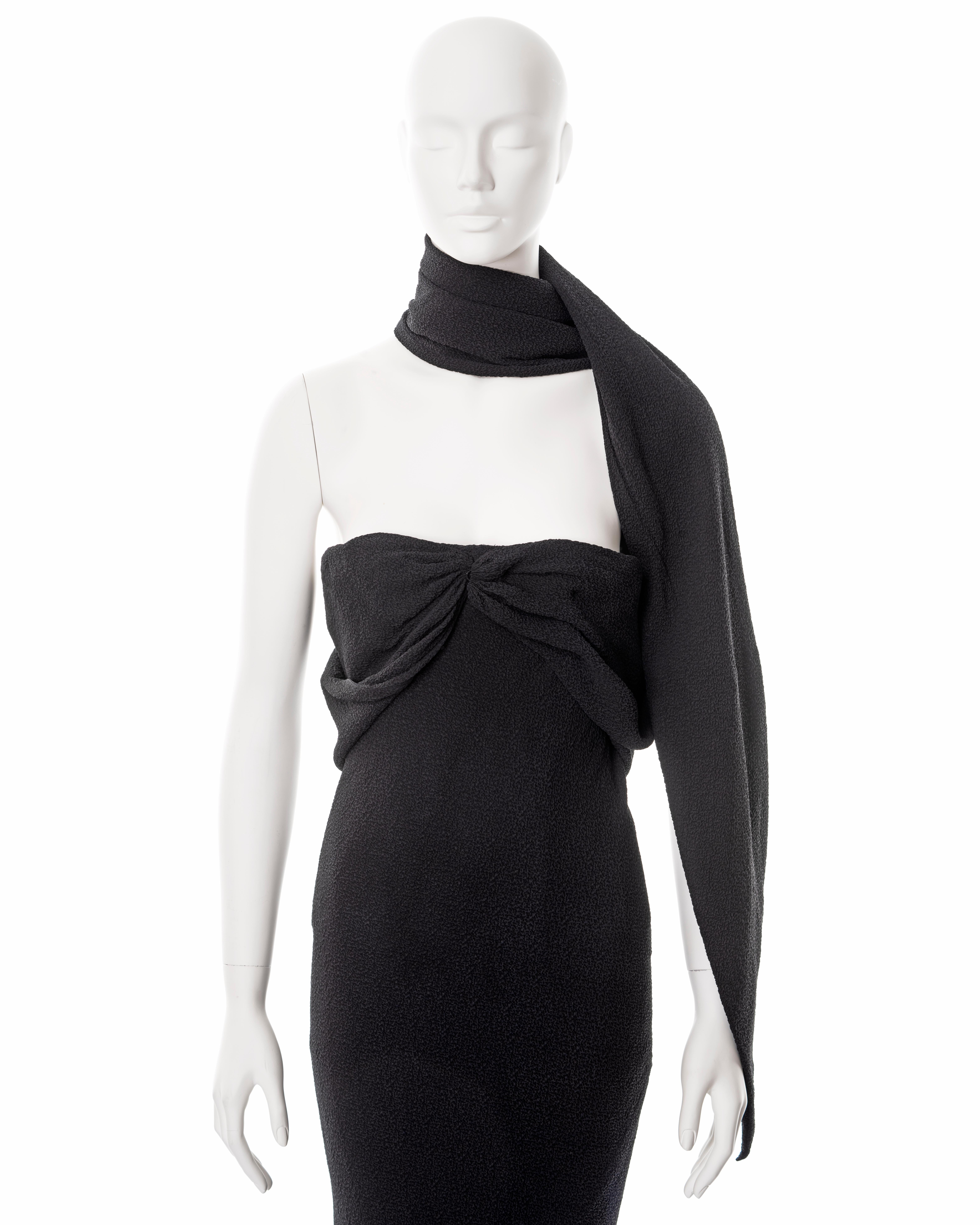 Balenciaga Haute Couture black silk crêpe evening dress with train, fw 1960 For Sale 13