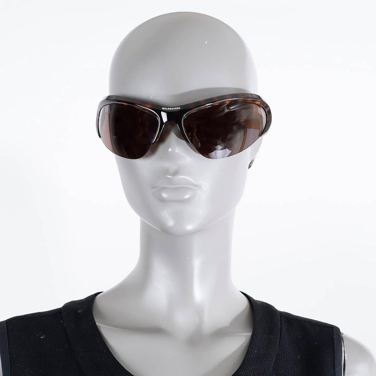 BALENCIAGA Havane brown tortoise RETRACTABLE WIRE SHIELD  display picture 3