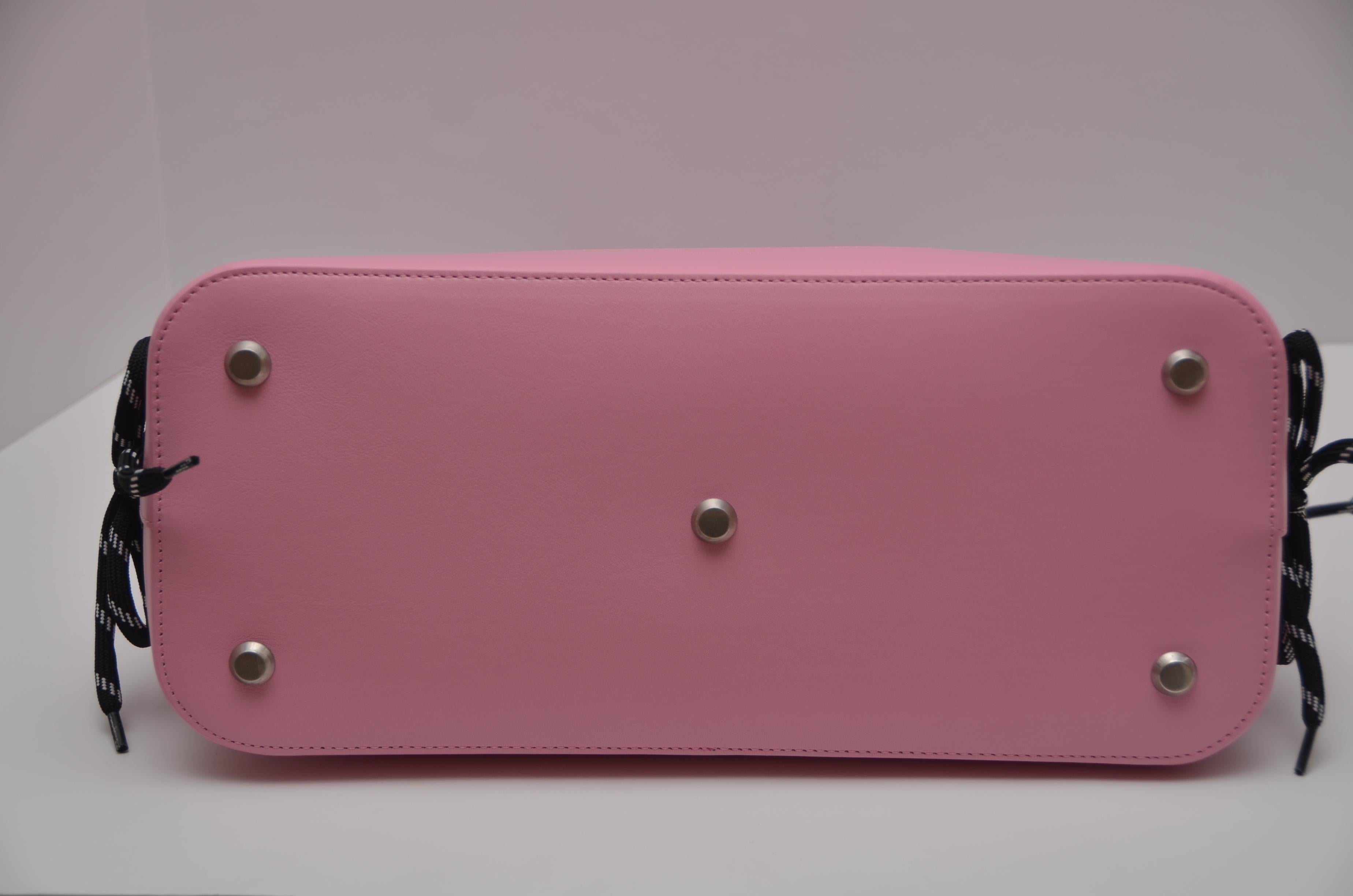 Balenciaga HELLO KITTY Baby Pink Large SZ  Ville Handbag With NEW With Tags 2