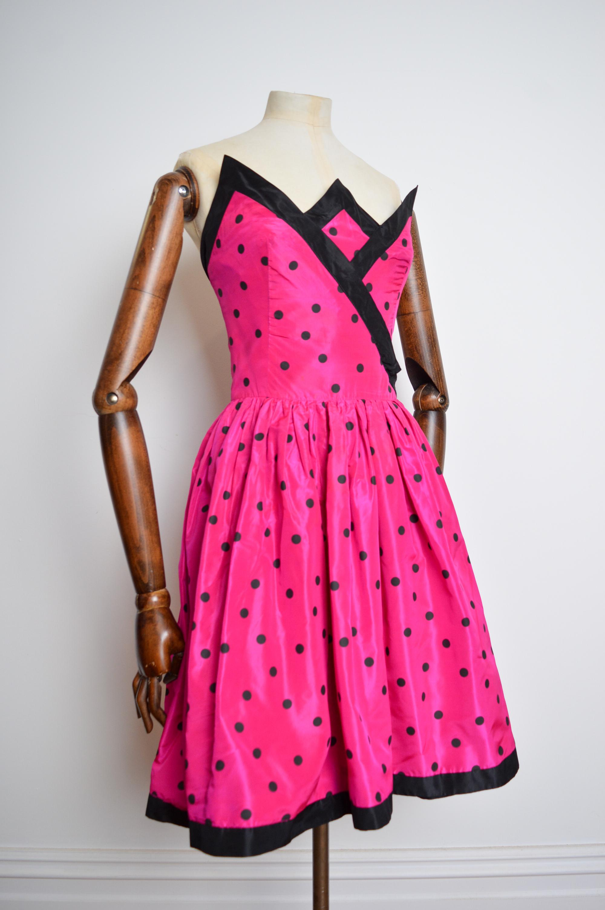 BALENCIAGA Hot Pink Strapless Polka dot Cocktail Dress by Josephus Thimister In Good Condition For Sale In Sheffield, GB