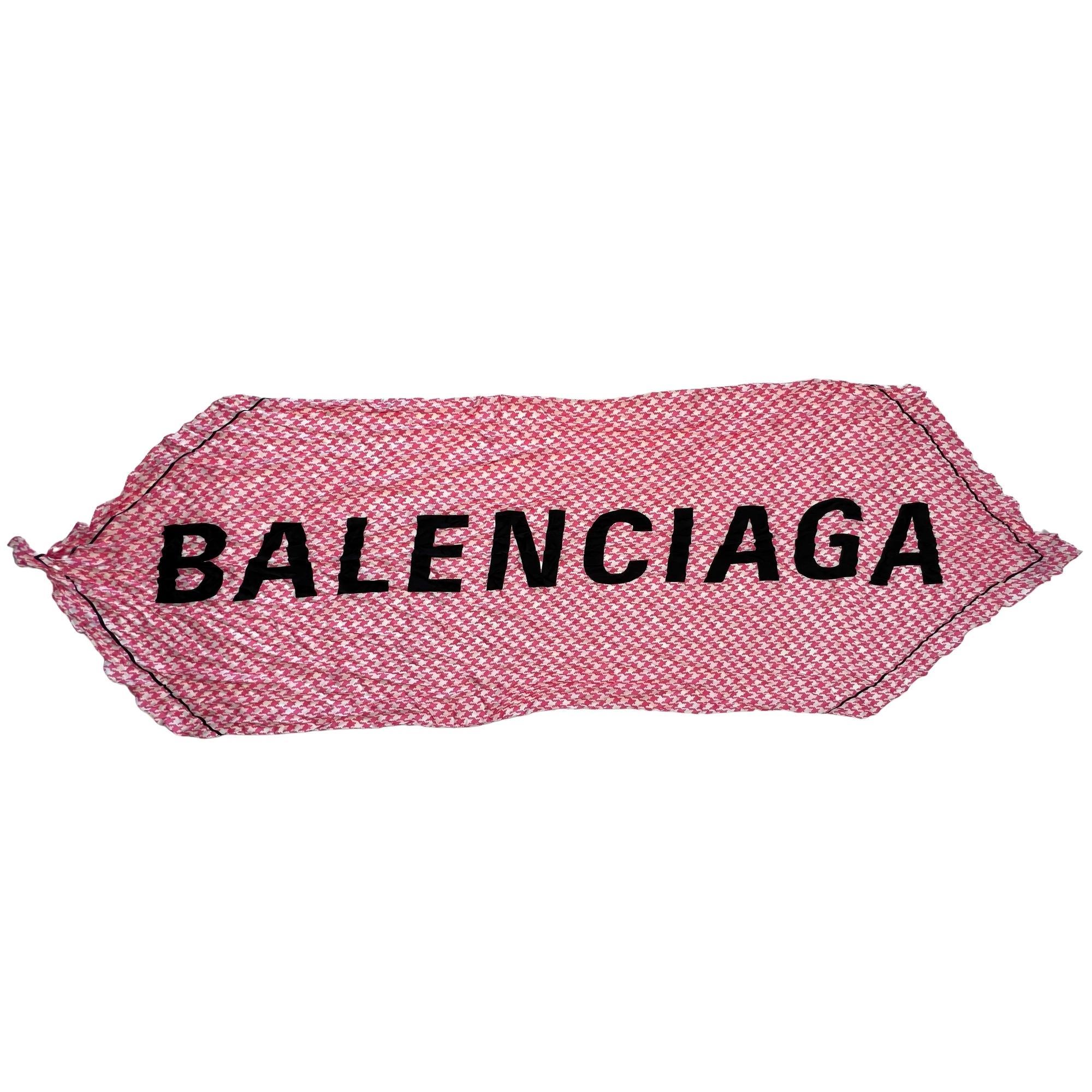 Seidenschal mit rosa Logo und Hahnentrittmuster von Balenciaga (692032) (Pink) im Angebot