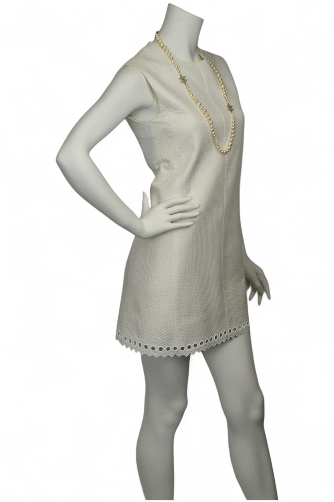 Balenciaga Ivory Textured Sleeveless Mini Dress  Size 36  Eyelet Hem Detail In Good Condition For Sale In West Hartford, CT