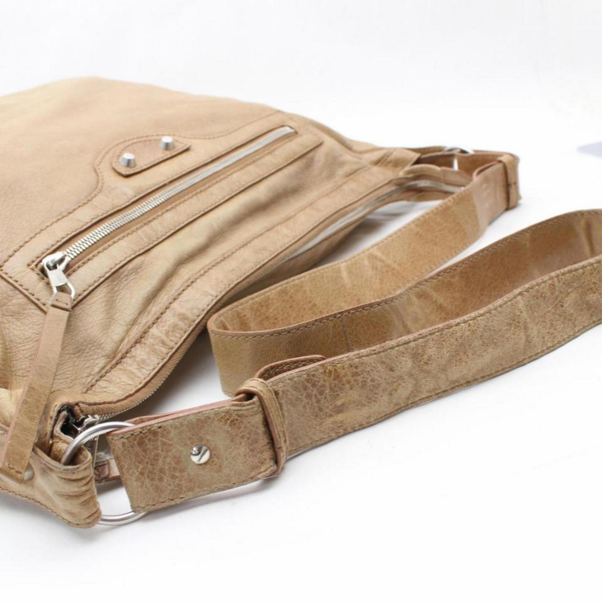 Balenciaga Khaki Day Light Hobo Messenger 869838 Brown Leather Shoulder Bag For Sale 1