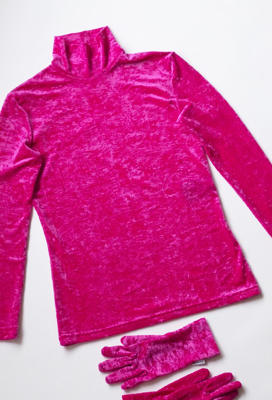 Women's or Men's Balenciaga Kim Kardashian SNL Look Velvet Turtleneck Glove Top in Pink For Sale