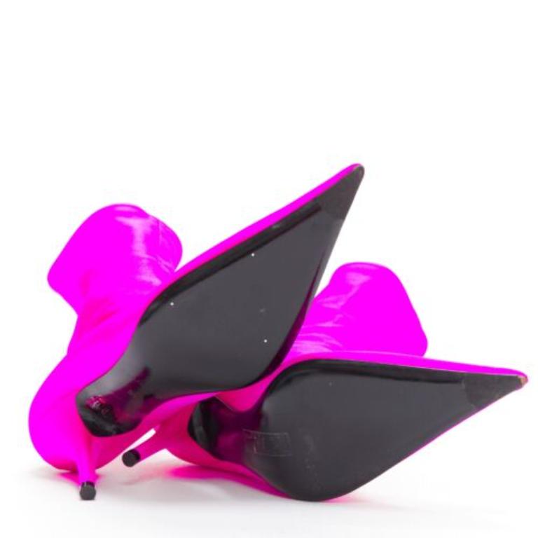 BALENCIAGA Knife lycra rose fluo pointu sock boots EU38 Kim Kardashian en vente 6