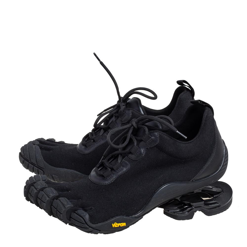 Balenciaga Zapatillas bajas con cordones en tejido de punto y piel con puntera Vibram Talla 42 Negro