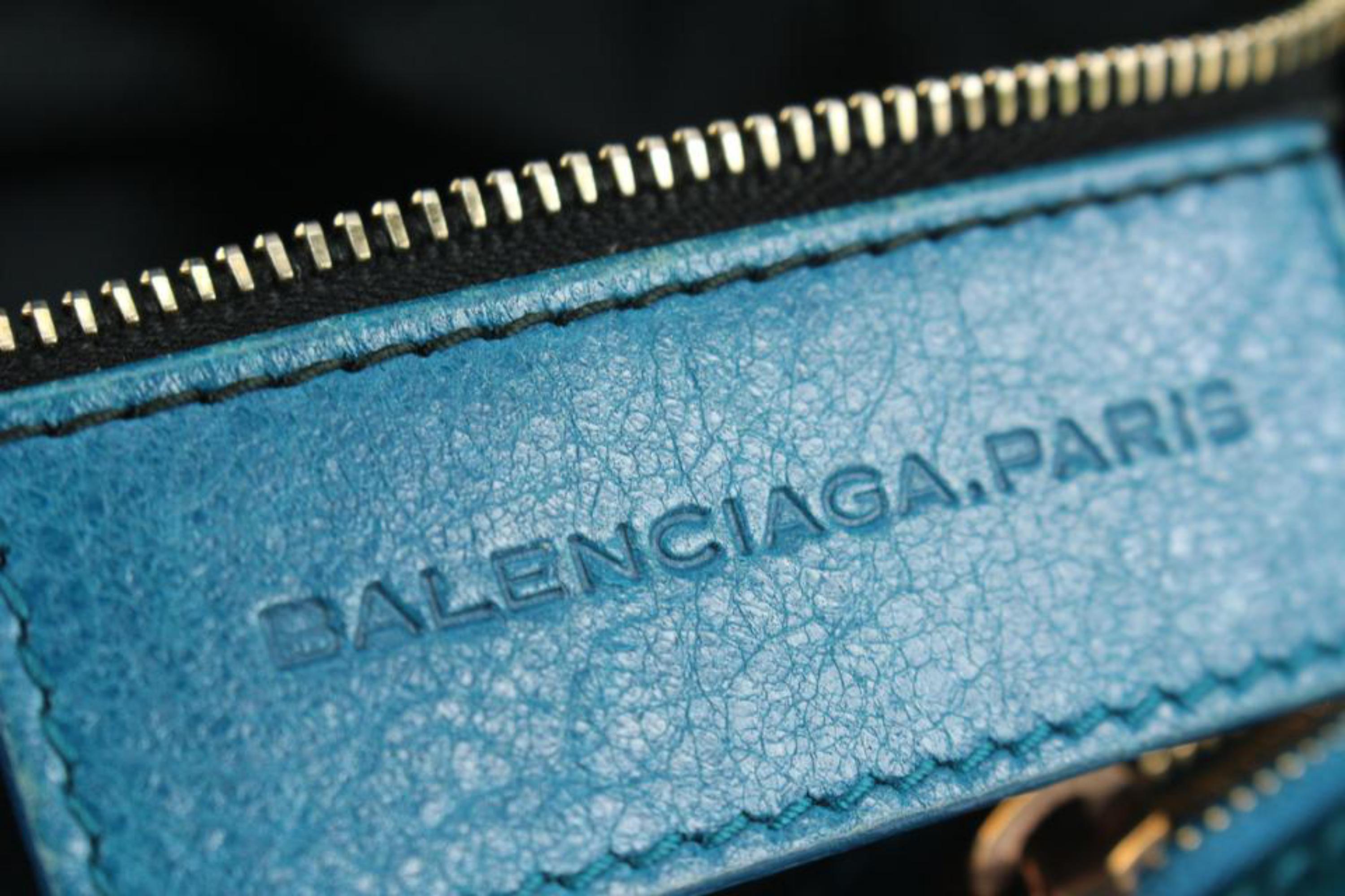 Balenciaga Lagon Blue Agneau Giant 12 Gold Hardware City 1BA613a In Good Condition For Sale In Dix hills, NY