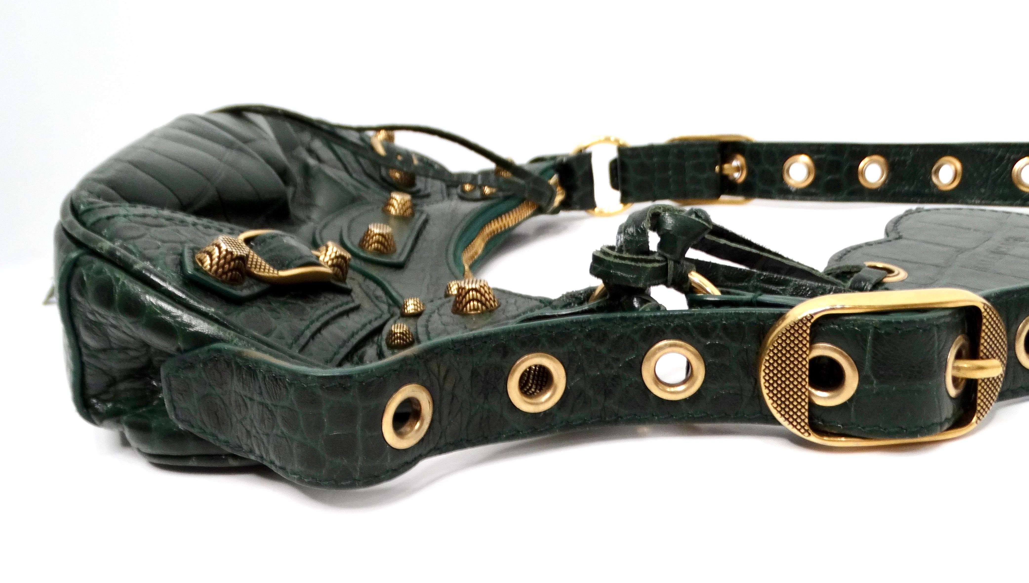 Bolso de hombro Balenciaga Le Cagole de piel verde con relieve de cocodrilo circa 2022 en venta 1