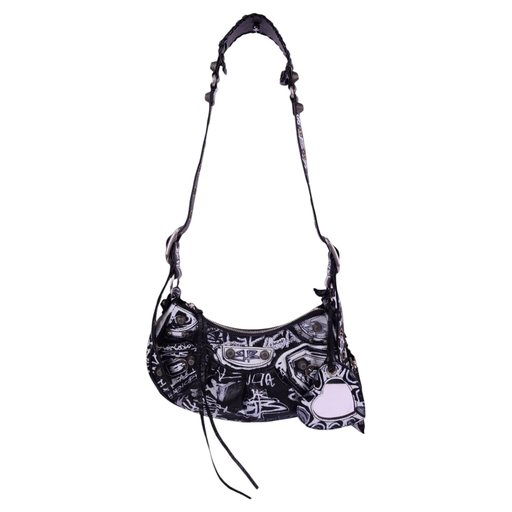 Balenciaga Le Cagole XS Graffiti sac à bandoulière en cuir en vente