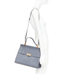 BALENCIAGA Le Dix Cartable Medium Goldfarbene strukturierte Tasche mit Überschlag