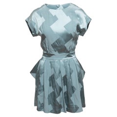 Balenciaga Hellblaues Minikleid aus Seide mit Chevron-Muster