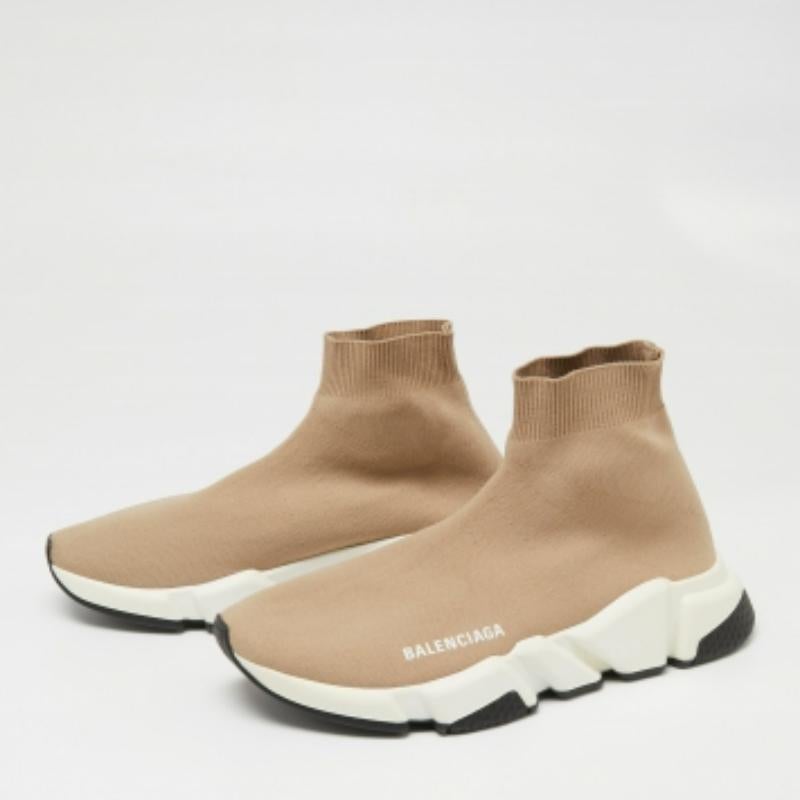 Women's Balenciaga Light Brown Knit Fabric Speed Trainer Sneakers Size 39 For Sale