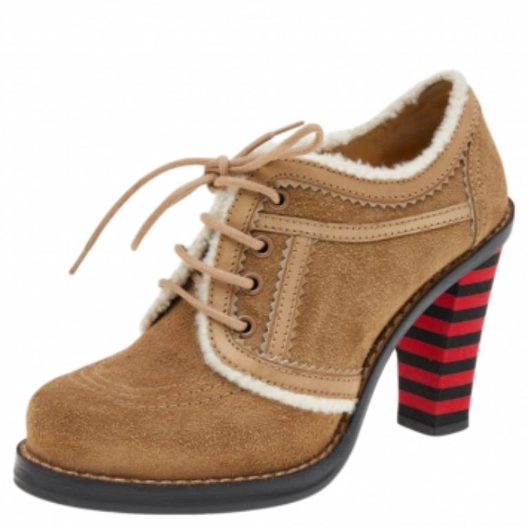 Balenciaga Light Brown Suede And Shearling Chunky Strip Heel Ankle Boots Size 37 en vente 1