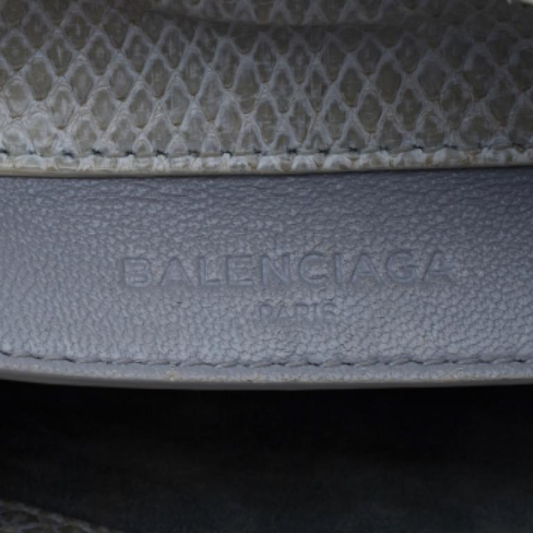 Balenciaga Light Grey Python Leather Papier A6 Tote In Fair Condition In Dubai, Al Qouz 2