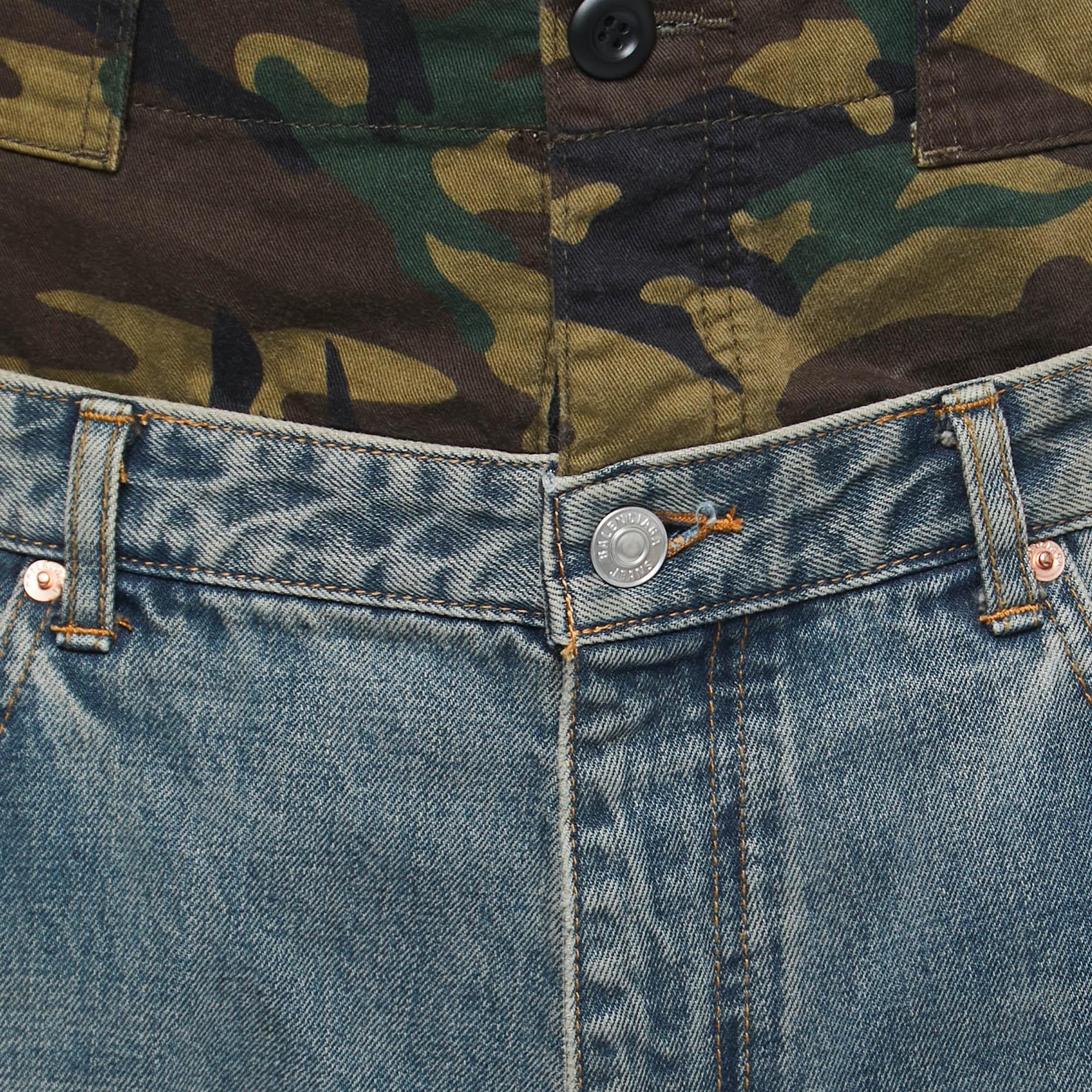 Jeans mit mehrlagigem Camouflage-Paneel von Balenciaga, leicht gewaschen, M / Taille 33