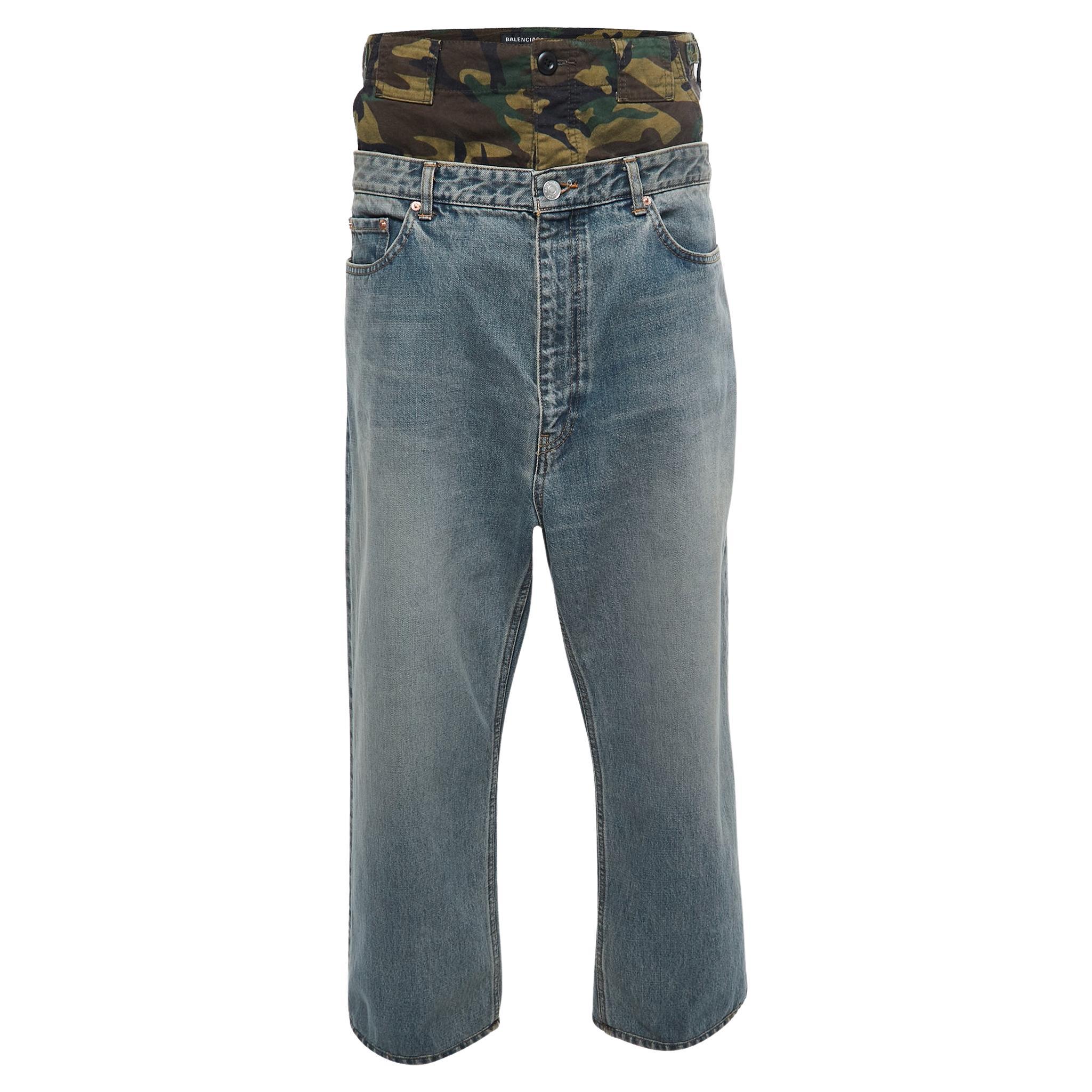 Jeans mit mehrlagigem Camouflage-Paneel von Balenciaga, leicht gewaschen, M / Taille 33"