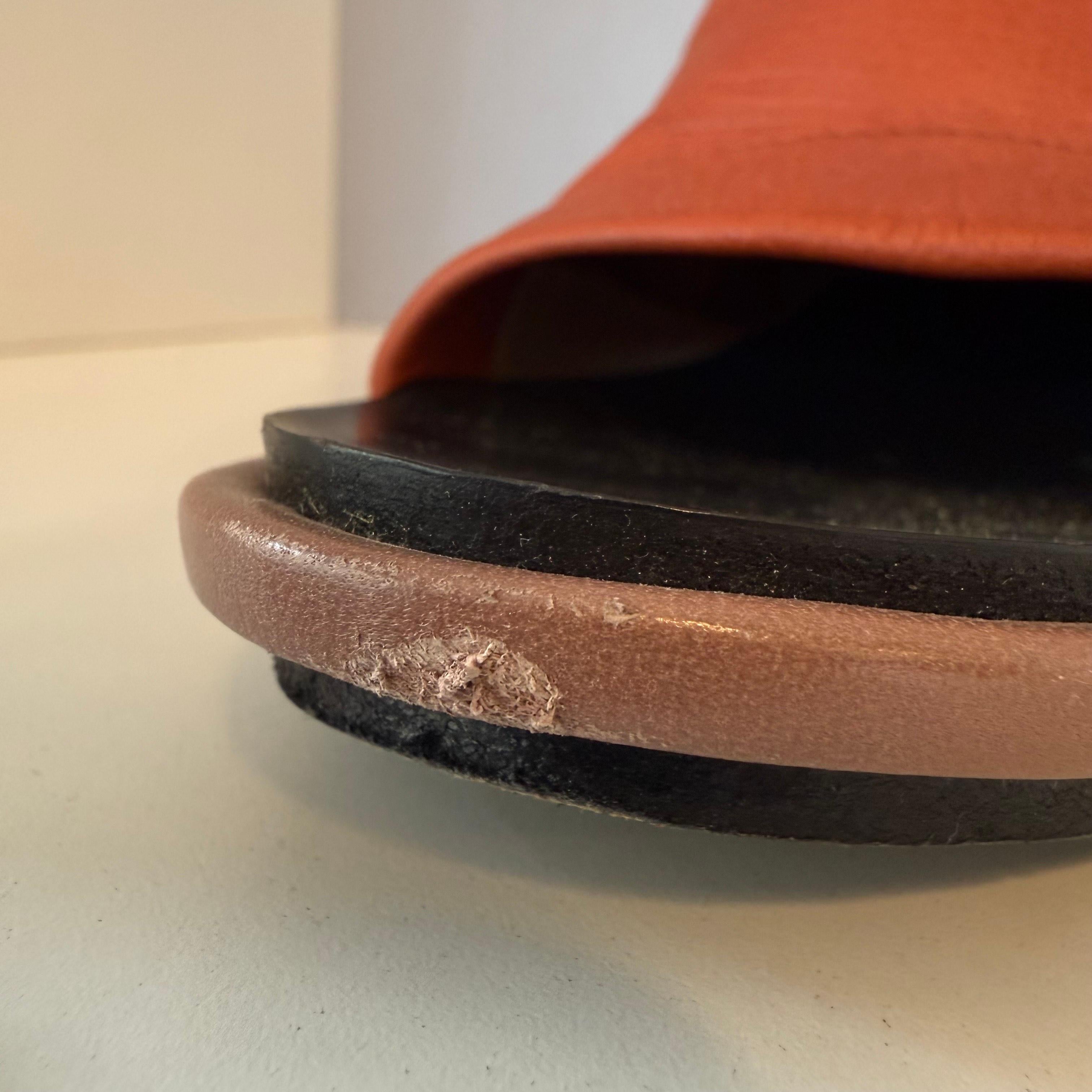 Balenciaga Punta aperta in pelle di aragosta IT 37,5 in vendita 2