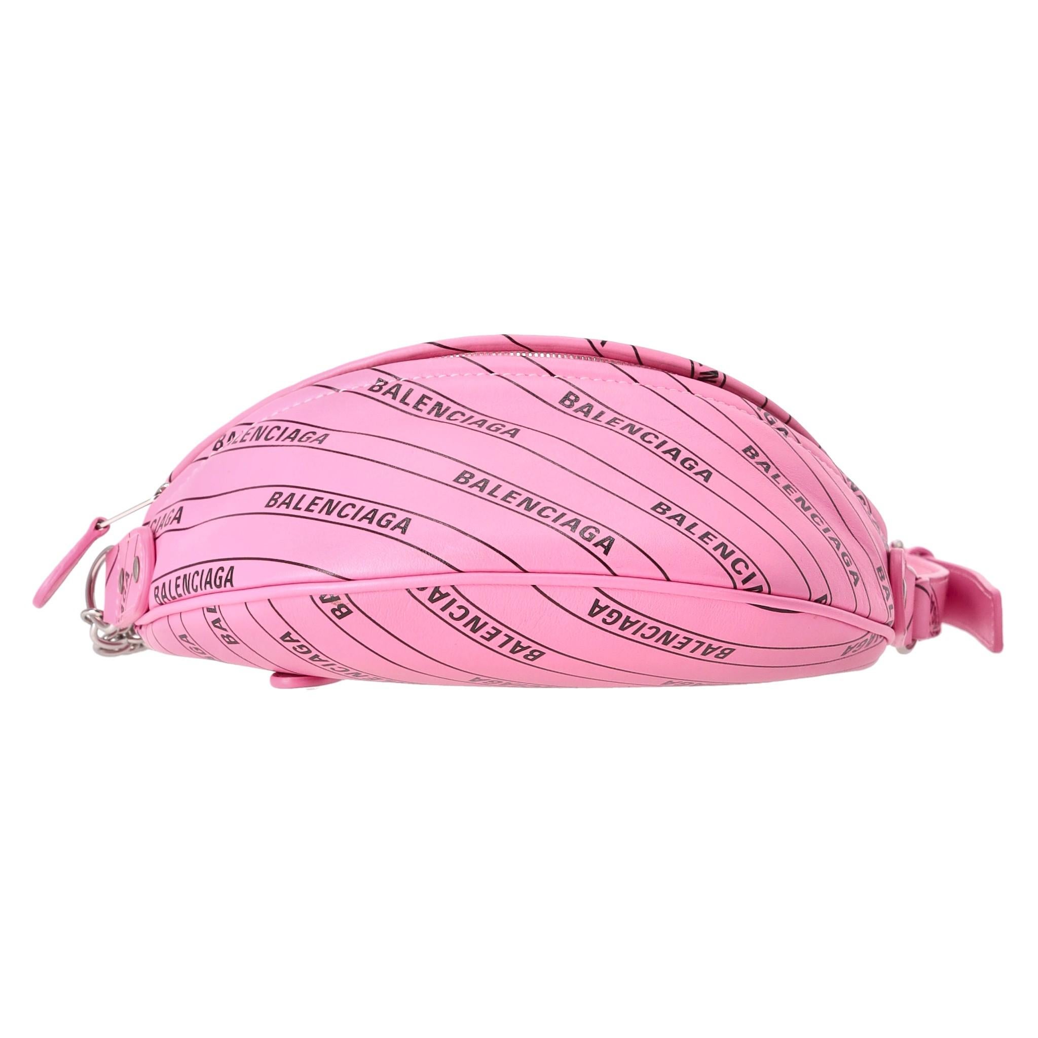 Women's Balenciaga Logo Souvenir Leather Belt Bag For Sale