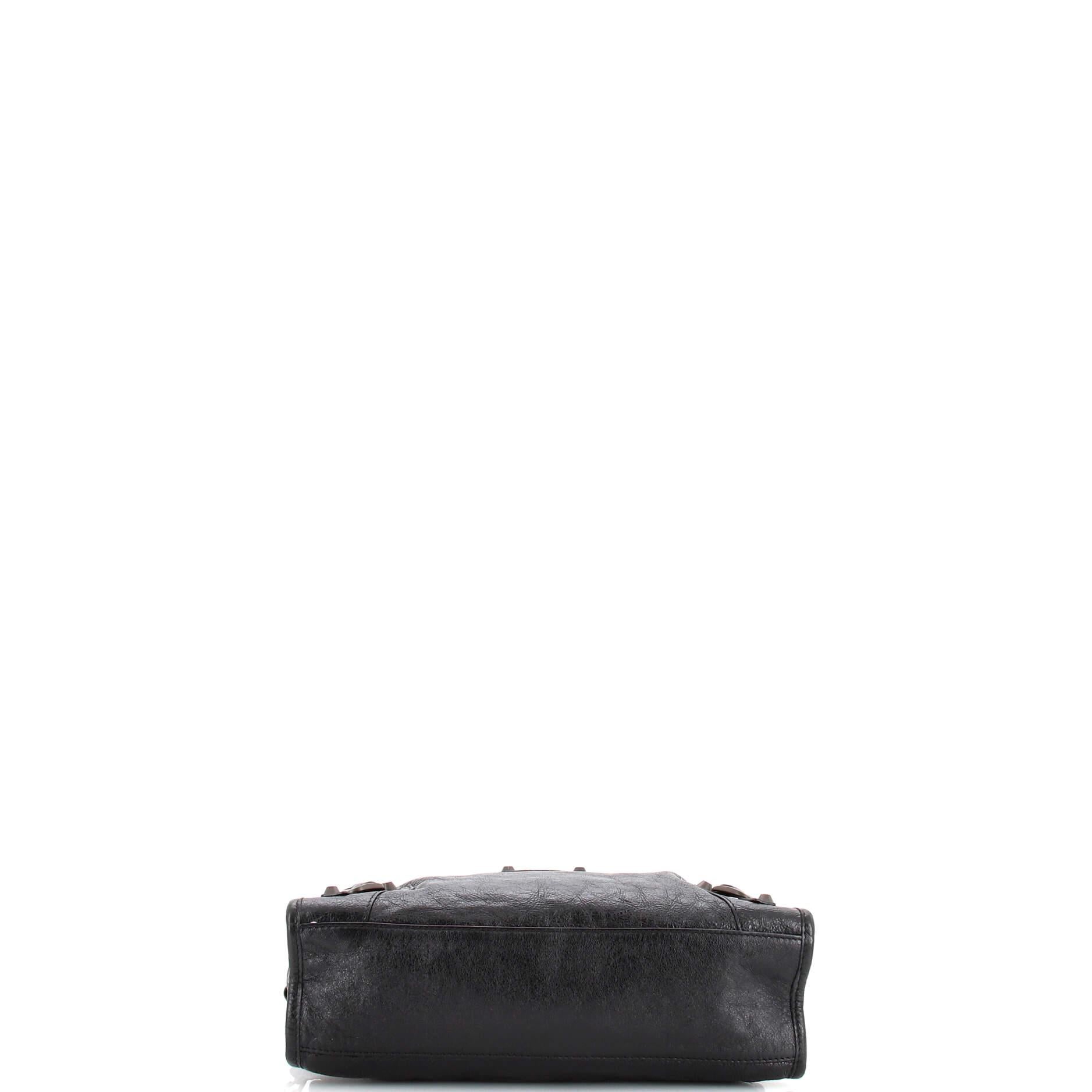 Balenciaga Logo Strap City Classic Nieten Tasche Leder Klein im Zustand „Gut“ in NY, NY