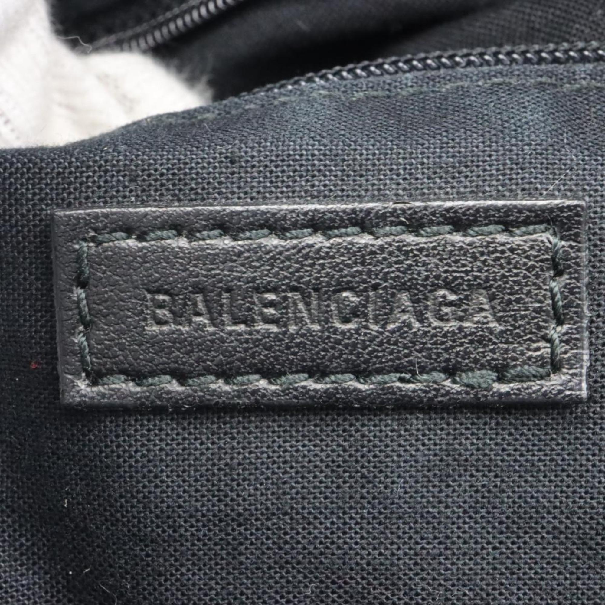 Sac à dos Balenciaga Logos Nylon Noir Blanc Explorer en vente 3
