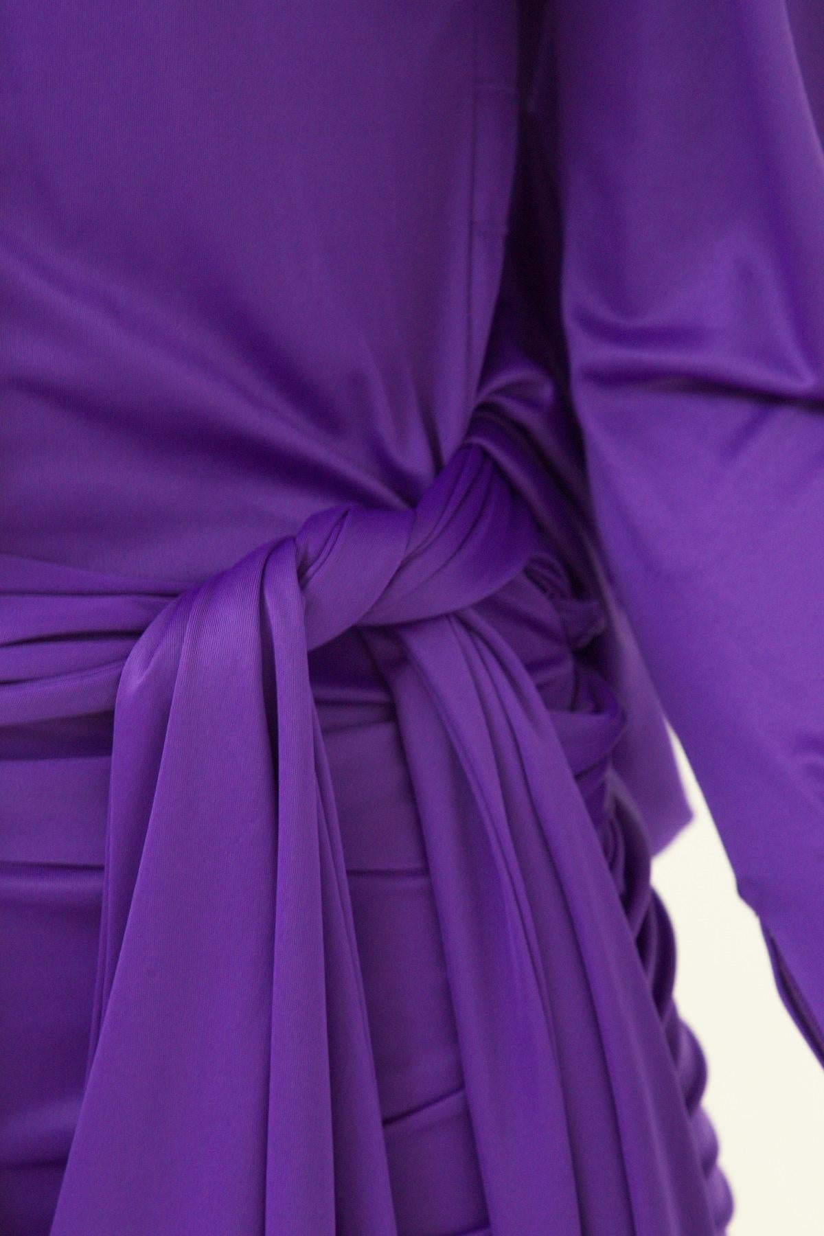 Balenciaga - Robe violette luxueuse vintage en vente 9