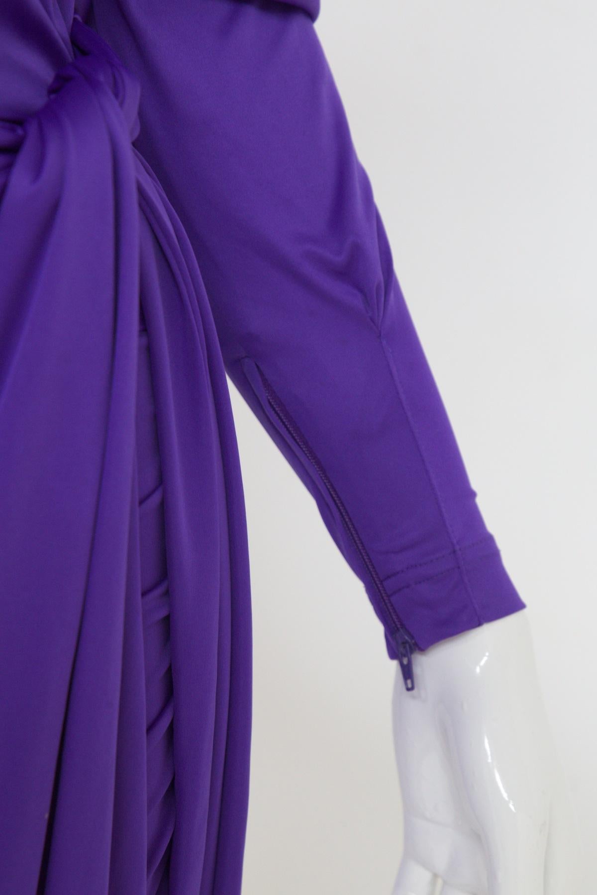 Balenciaga - Robe violette luxueuse vintage en vente 10