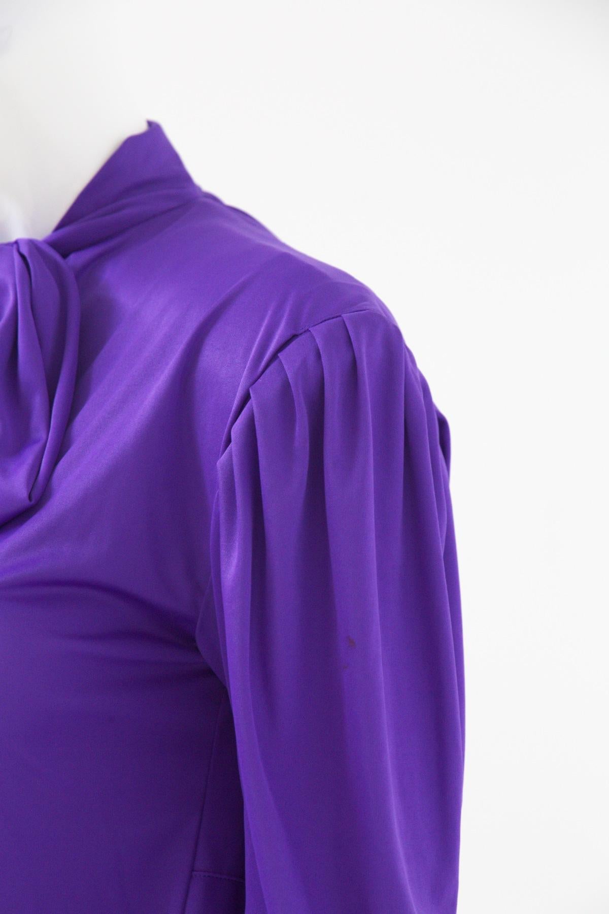 Balenciaga - Robe violette luxueuse vintage en vente 3