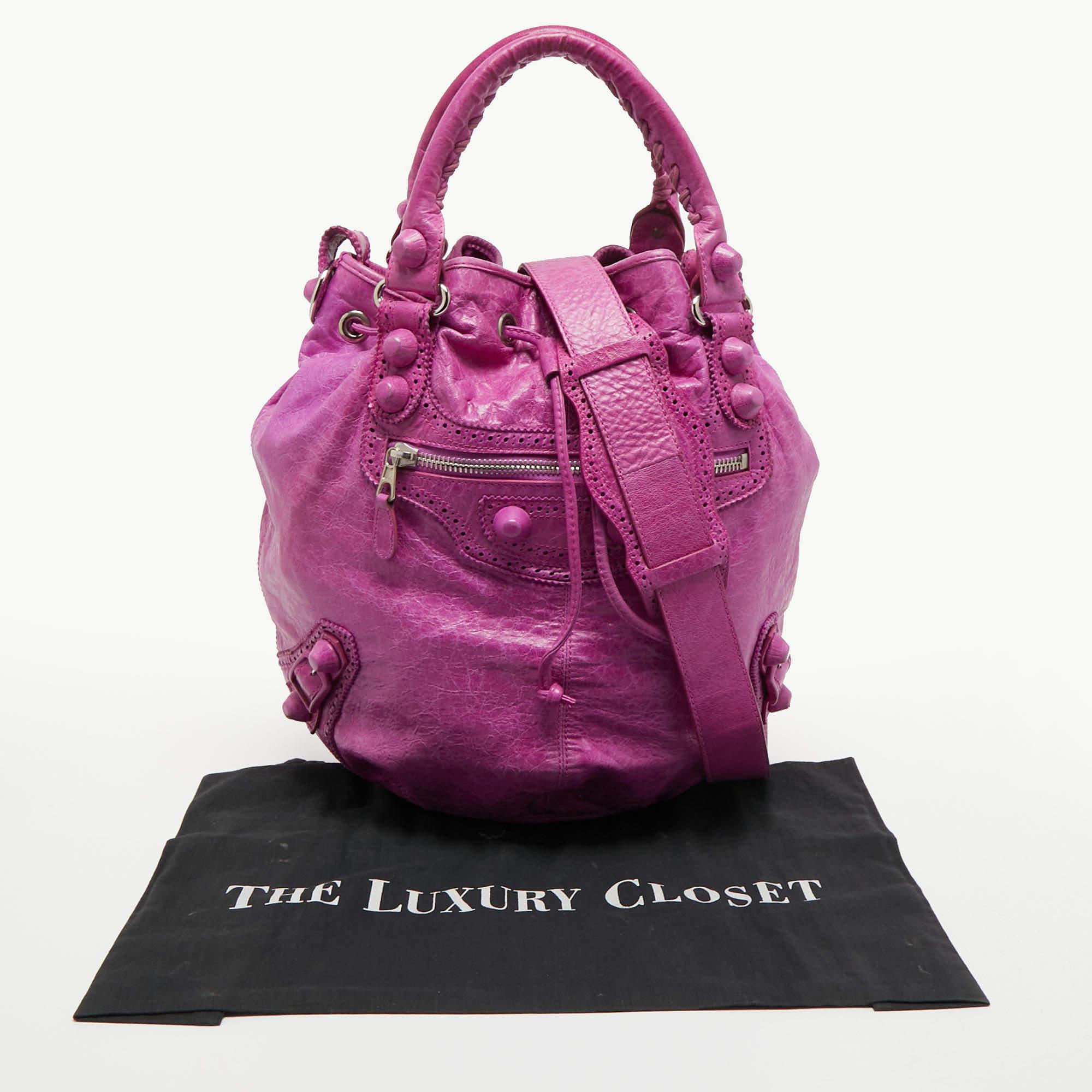 balenciaga pompon price