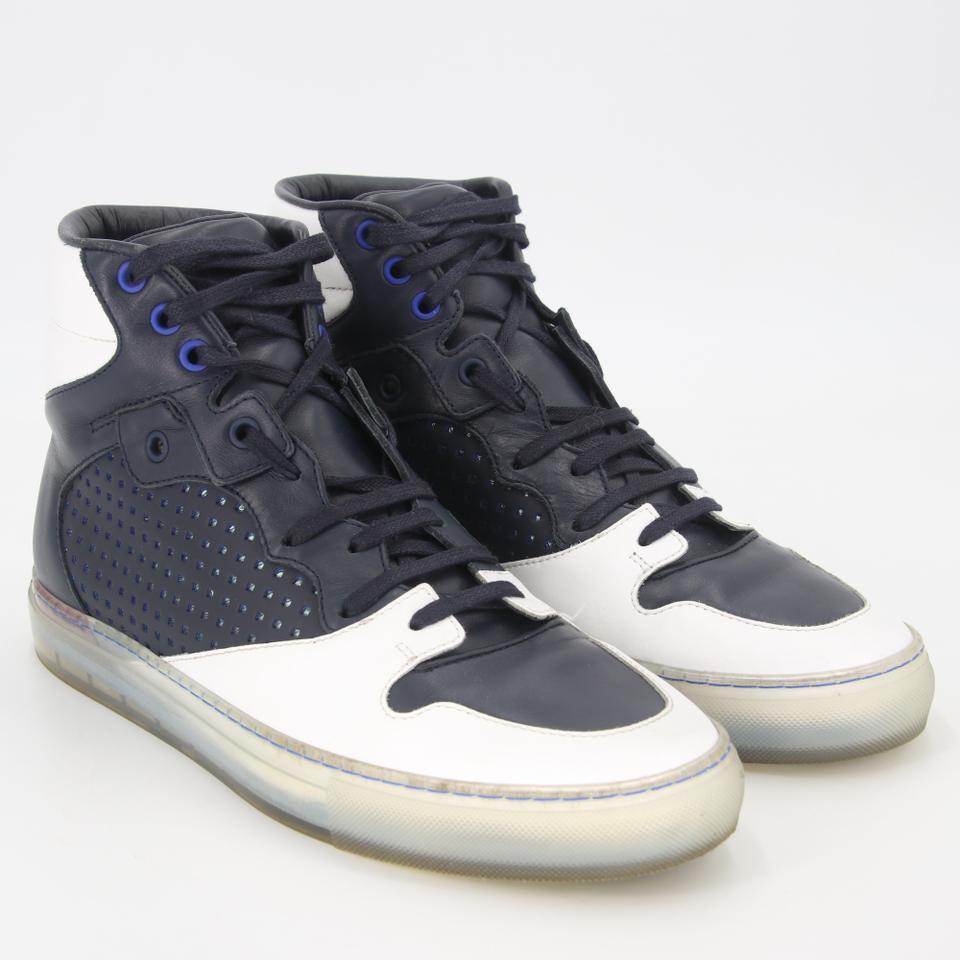 Balenciaga Mat High Top 41 Craquele Hi Ball Pelle S Gomm Sneakers BL-0923P-0003

Balenciaga Sneaker Pelle S Gomm Craquele men's high top sneaker with elegant rubber sole. Luxury Balenciaga Shoes with basic wear there are some scuffs and wear on the